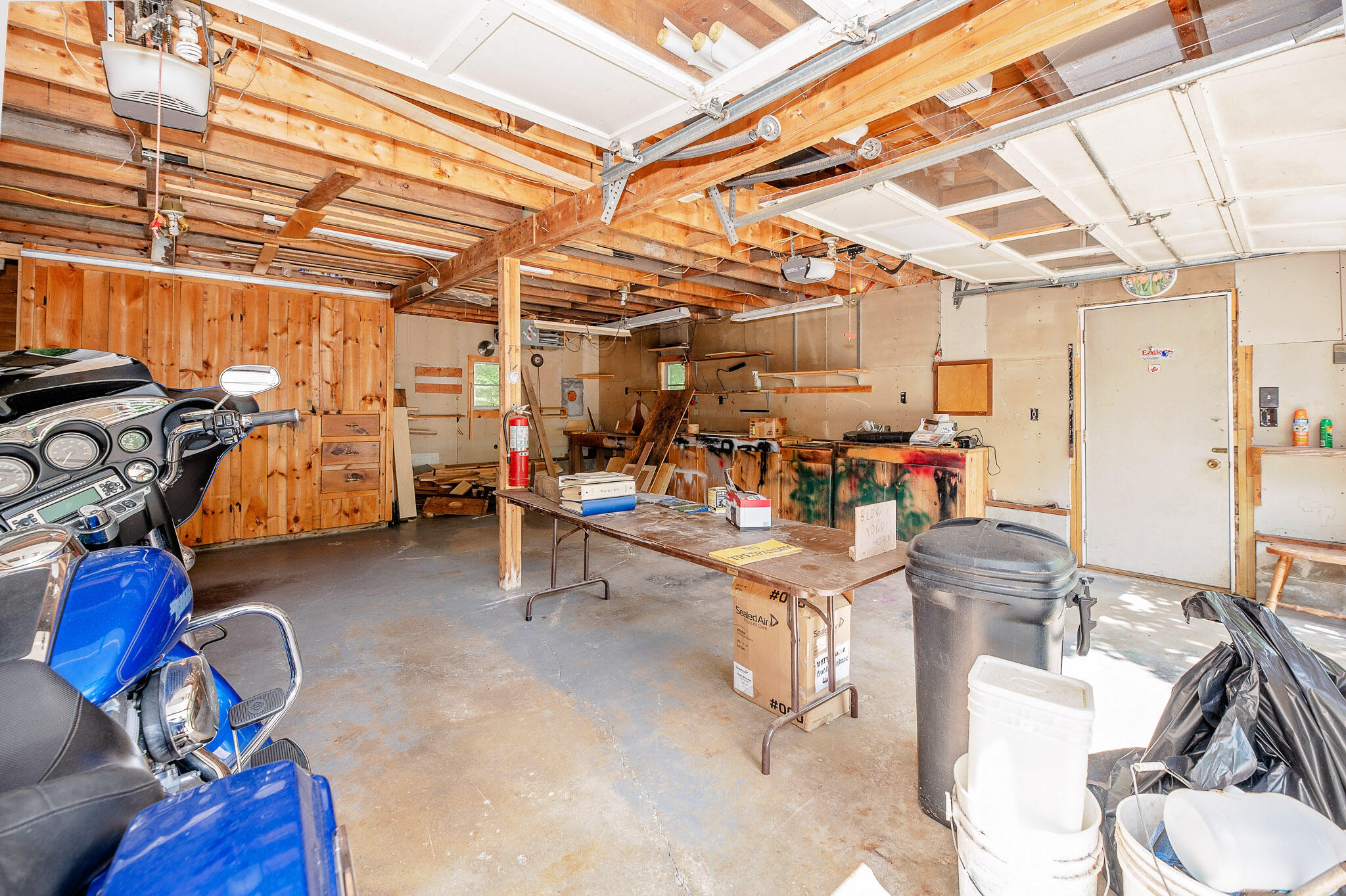 main property photo 50