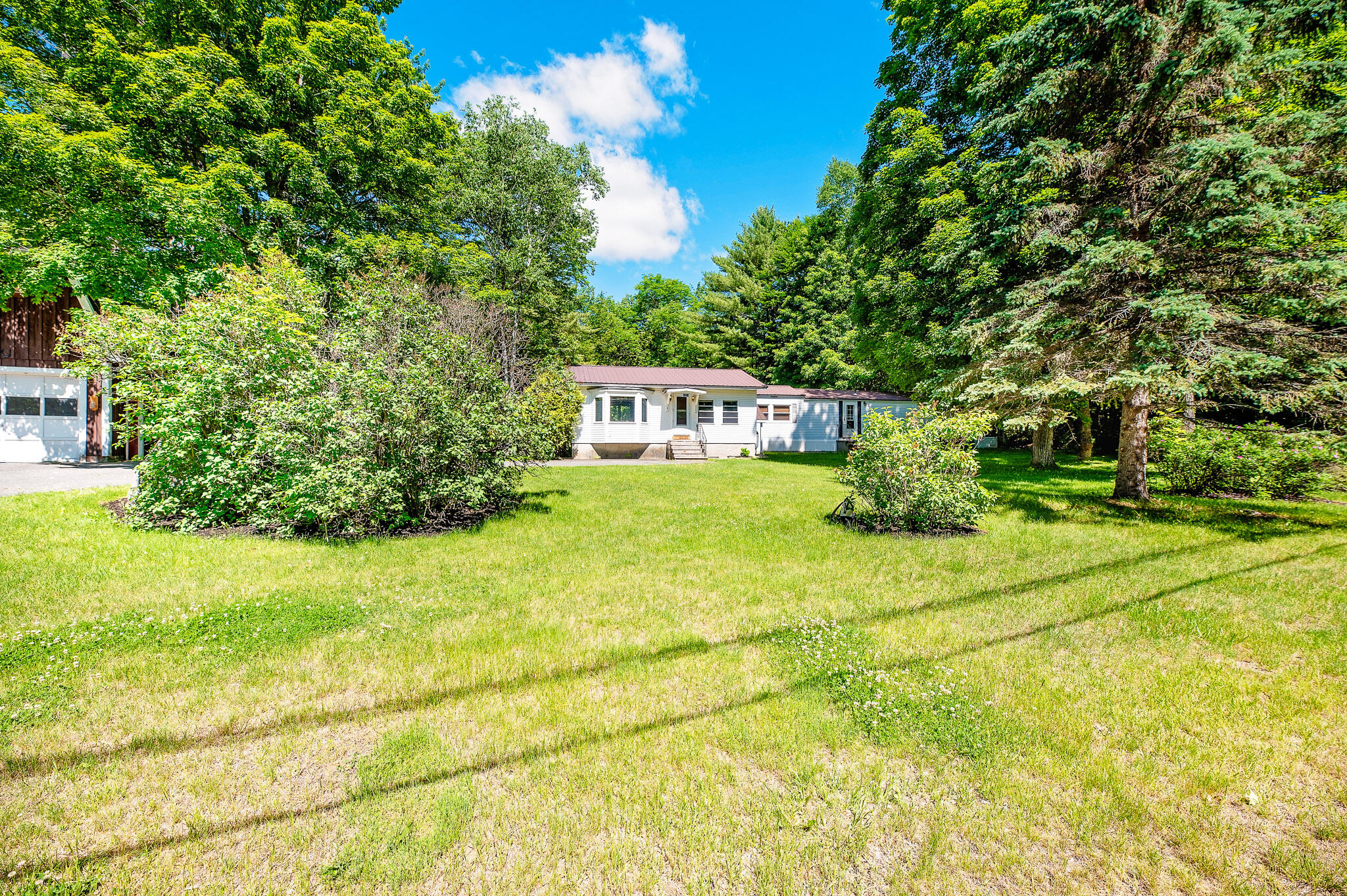 main property photo 79