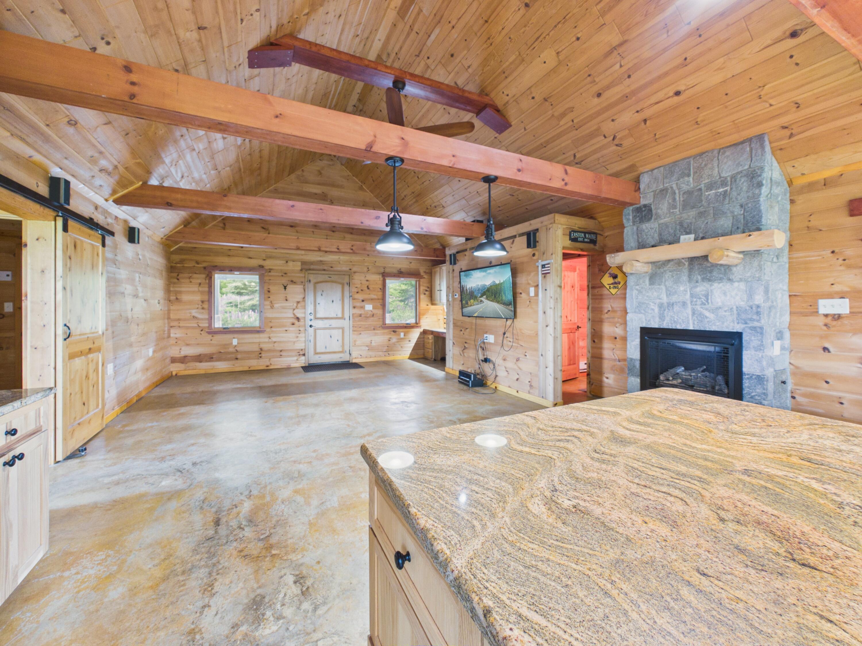 main property photo 15