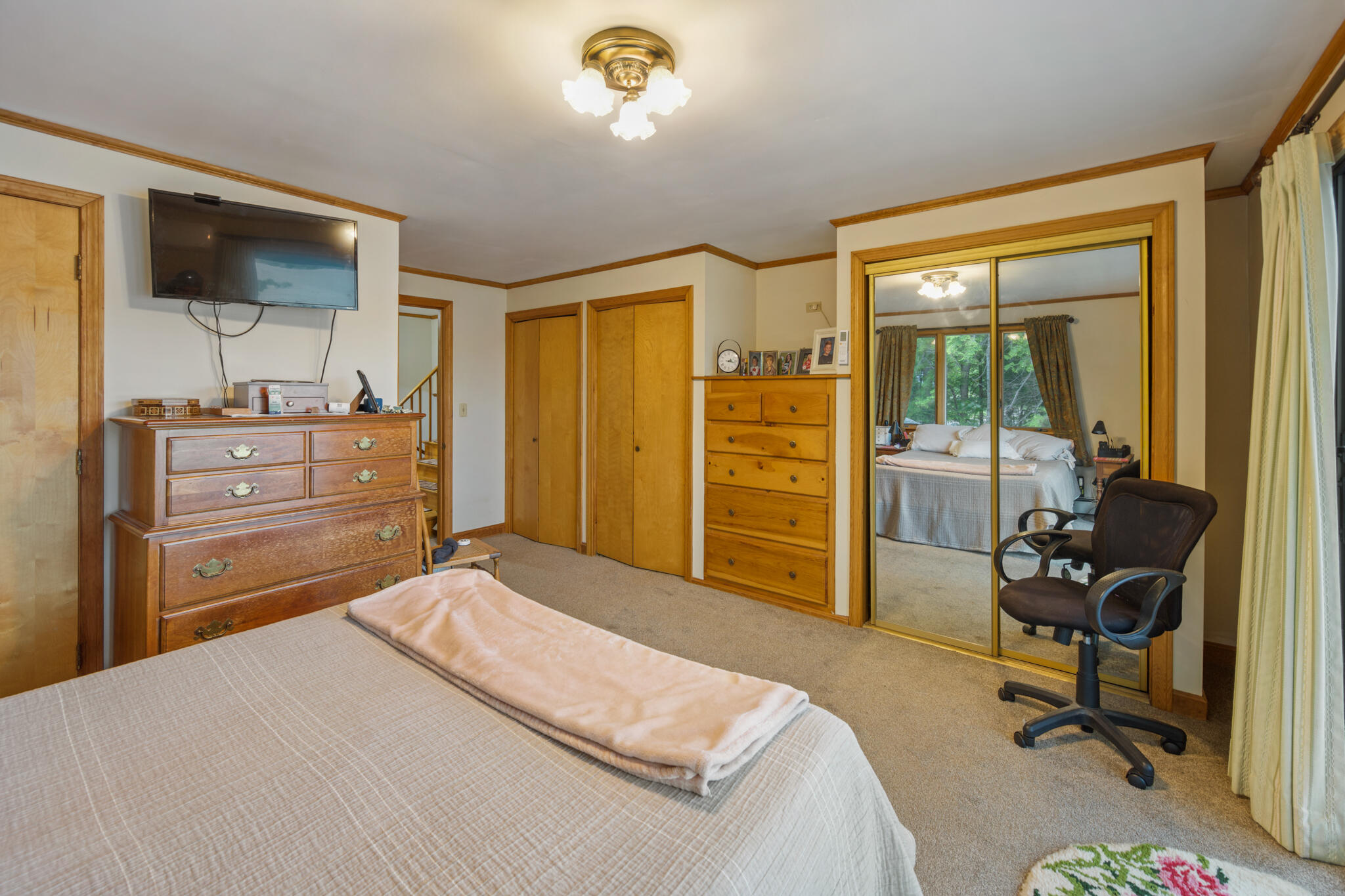 main property photo 33