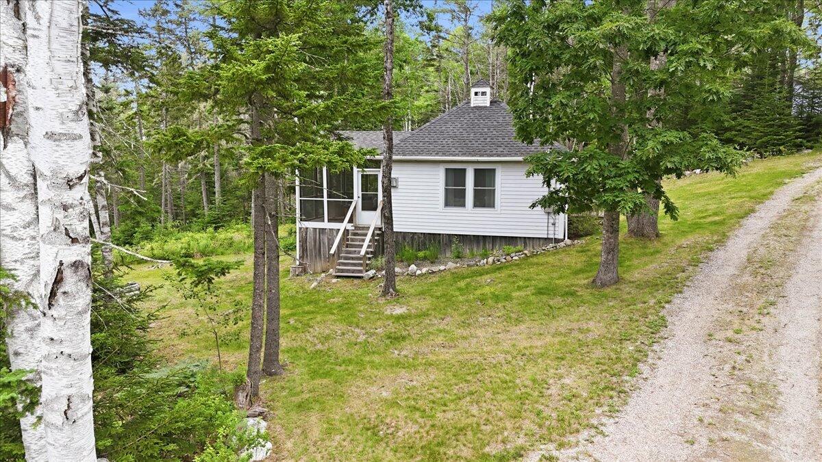 main property photo 90