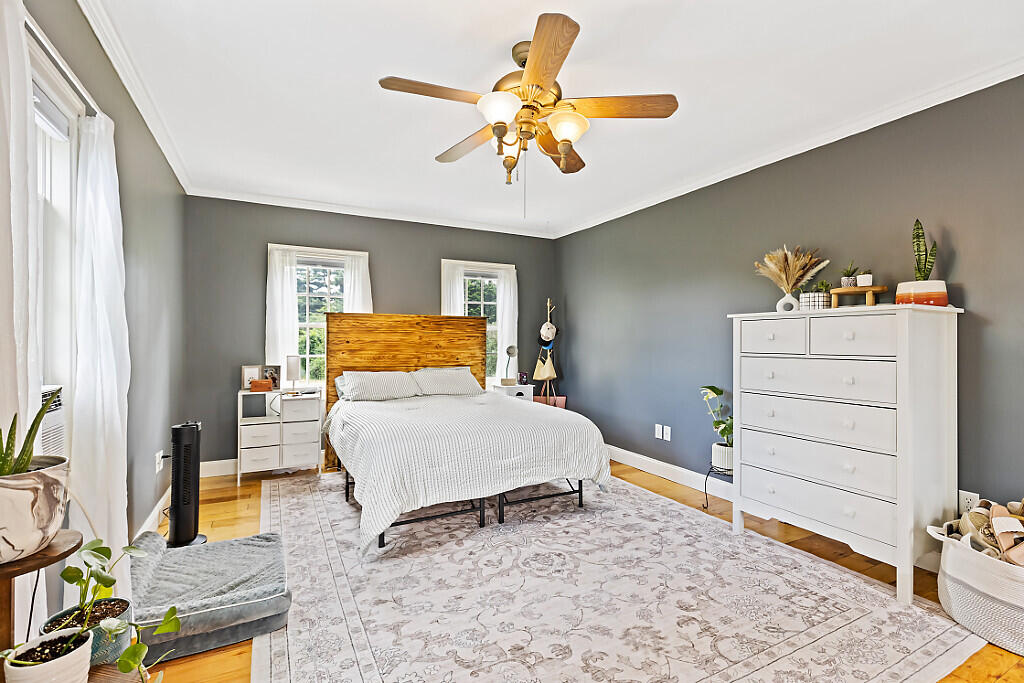 main property photo 77