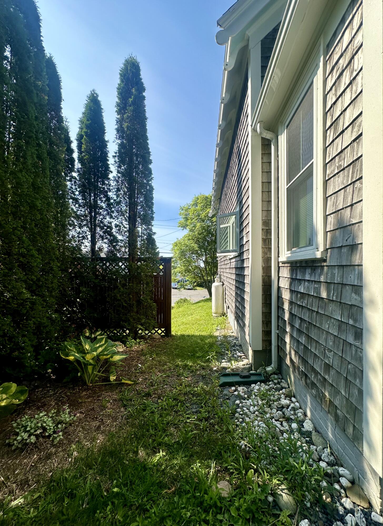 main property photo 58