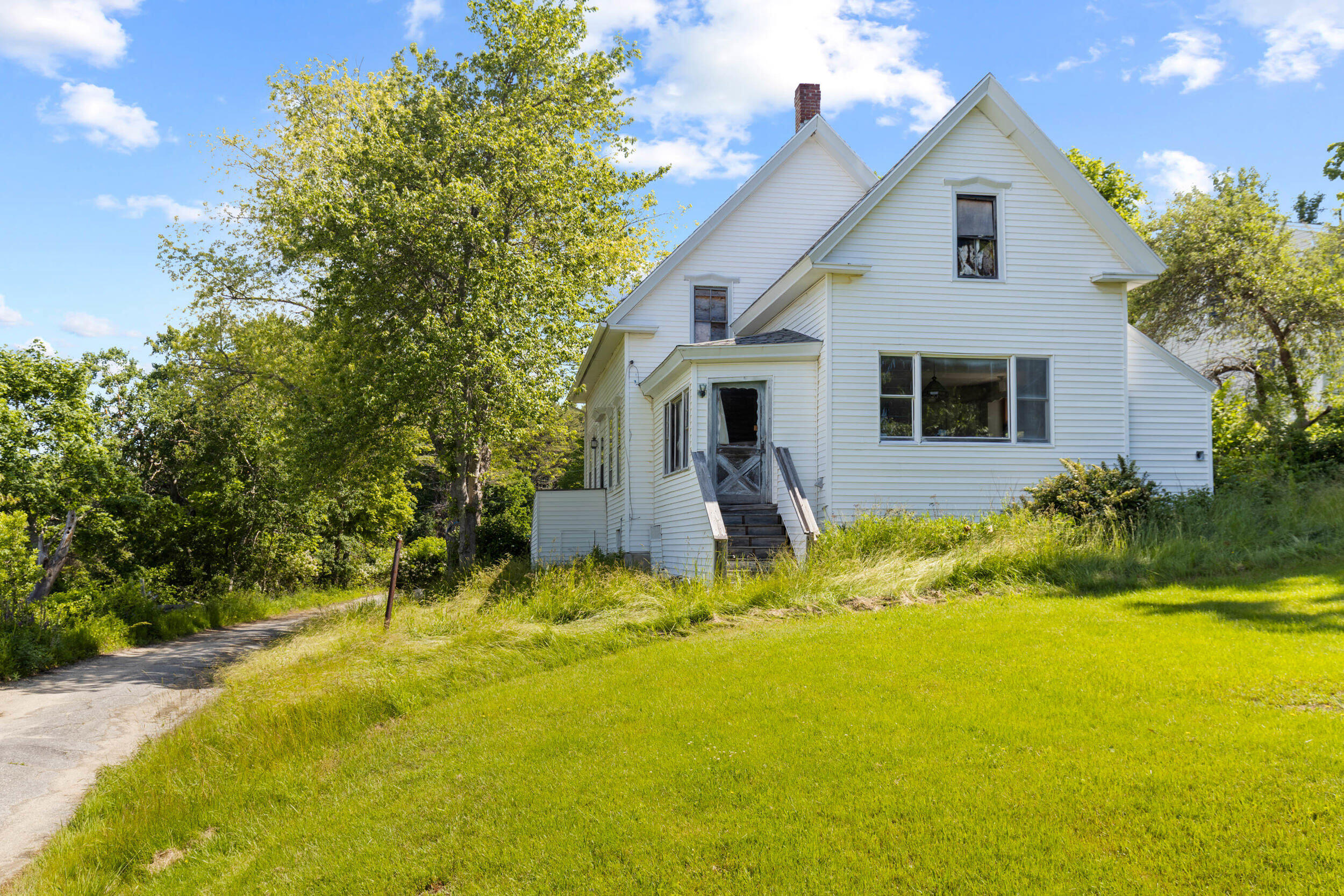 main property photo 3