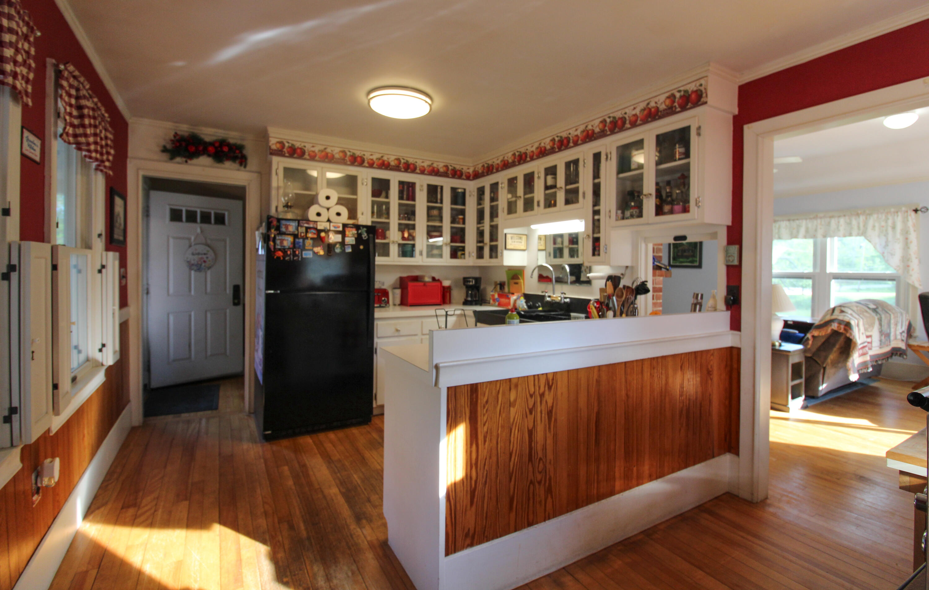 main property photo 18