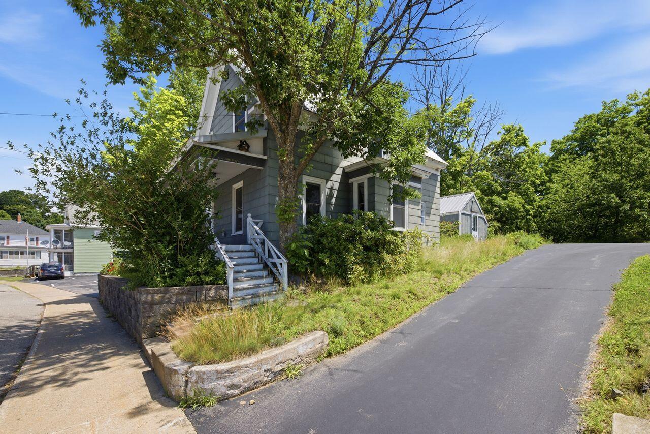 main property photo 34