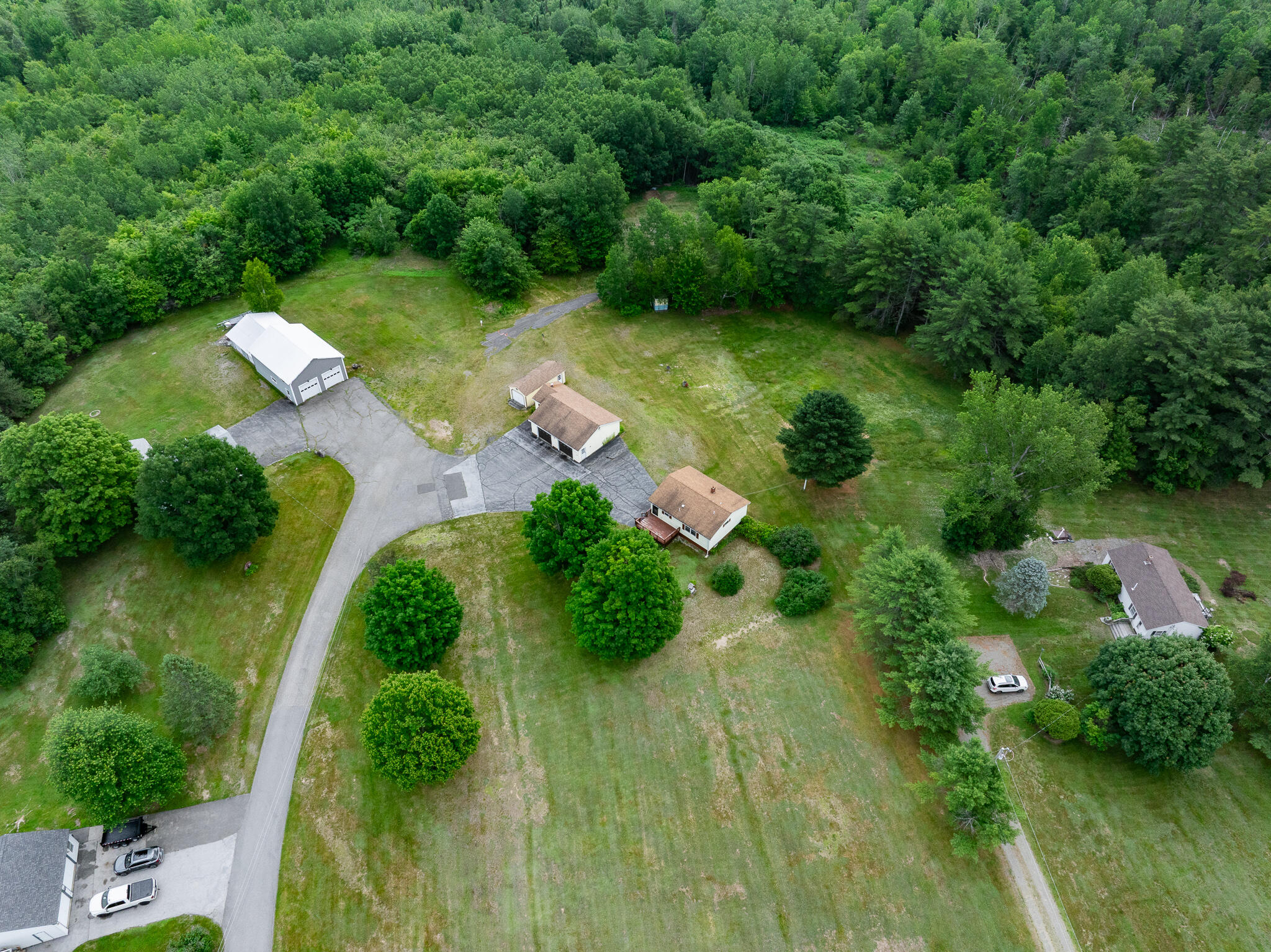 main property photo 36