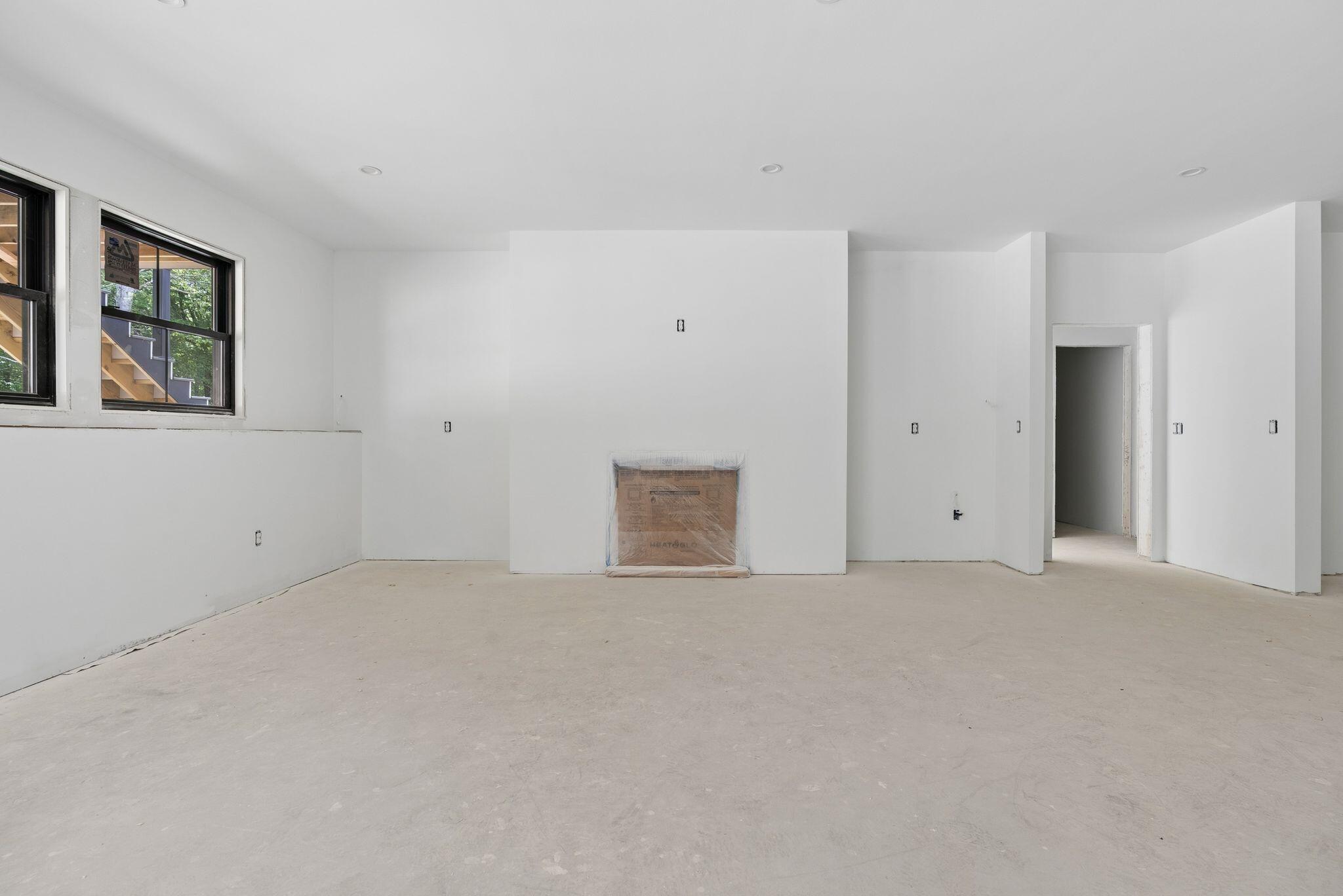 main property photo 76