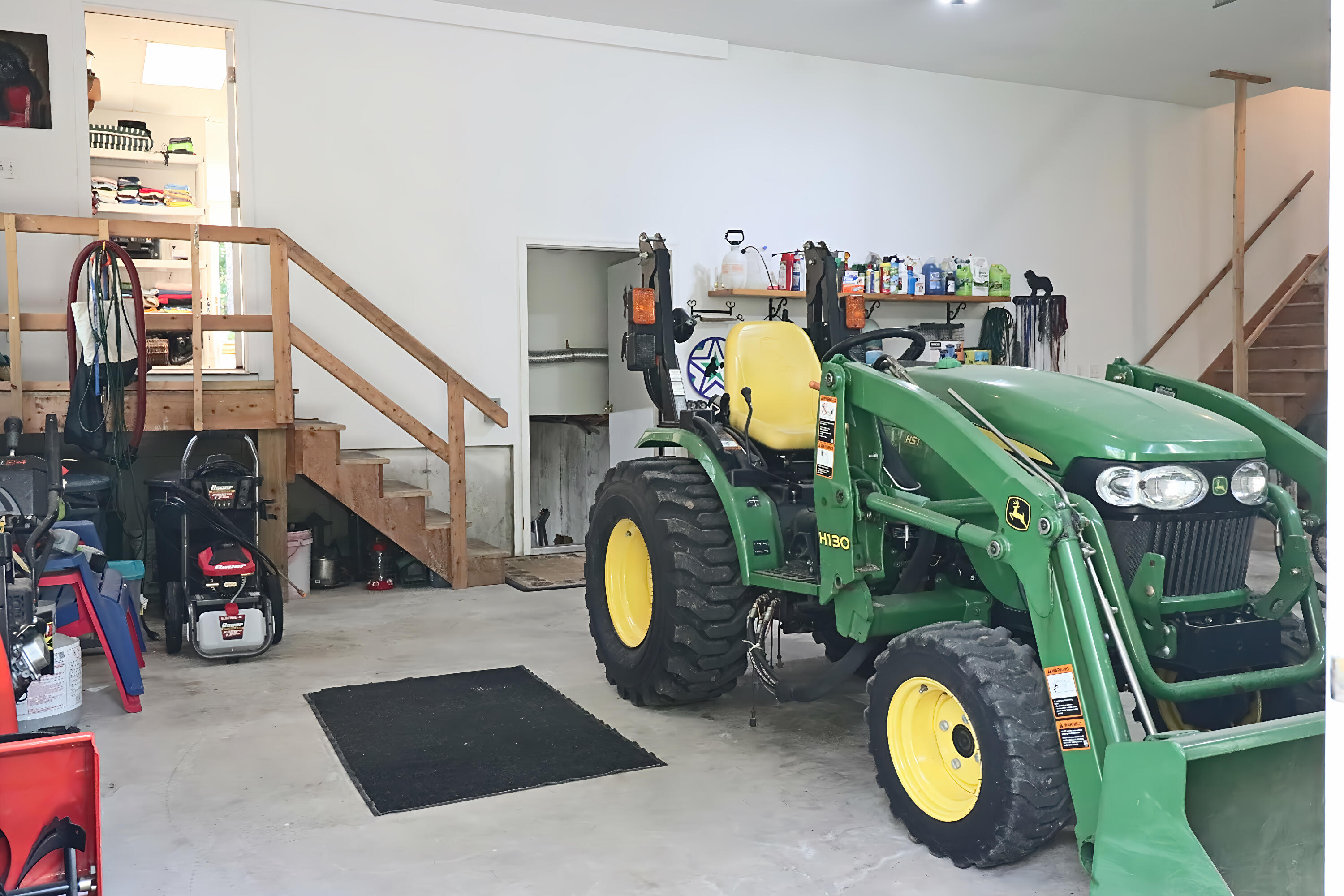 main property photo 58