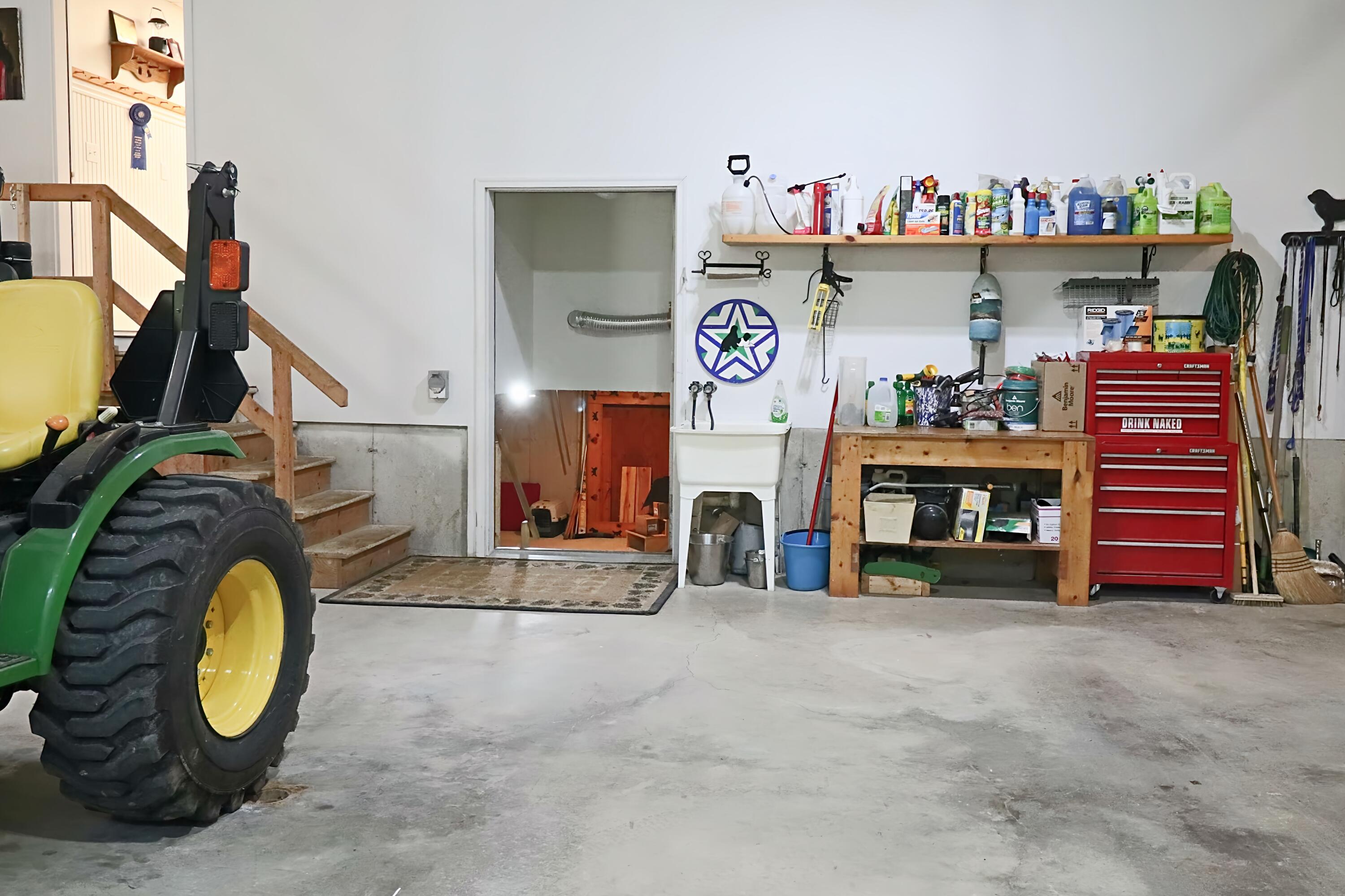main property photo 59