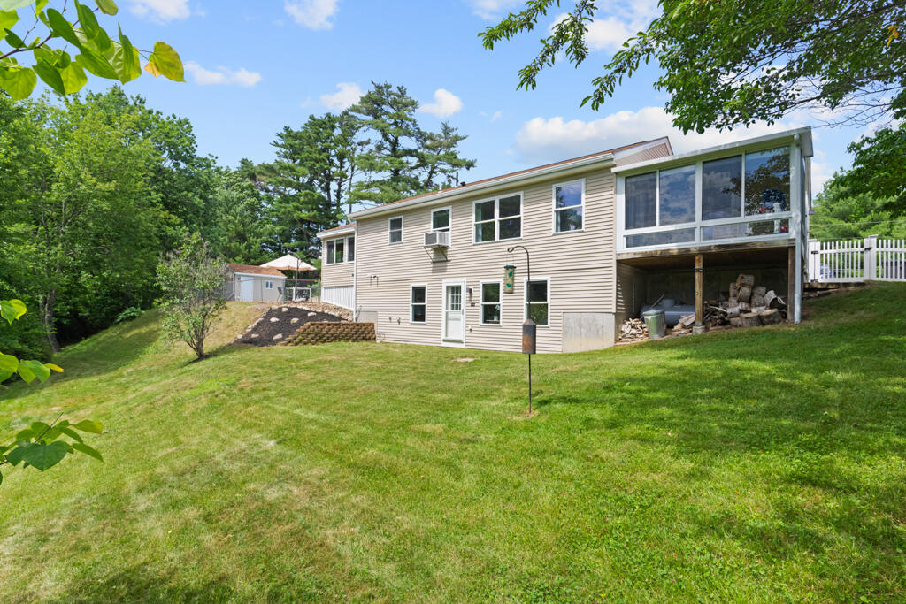 main property photo 37