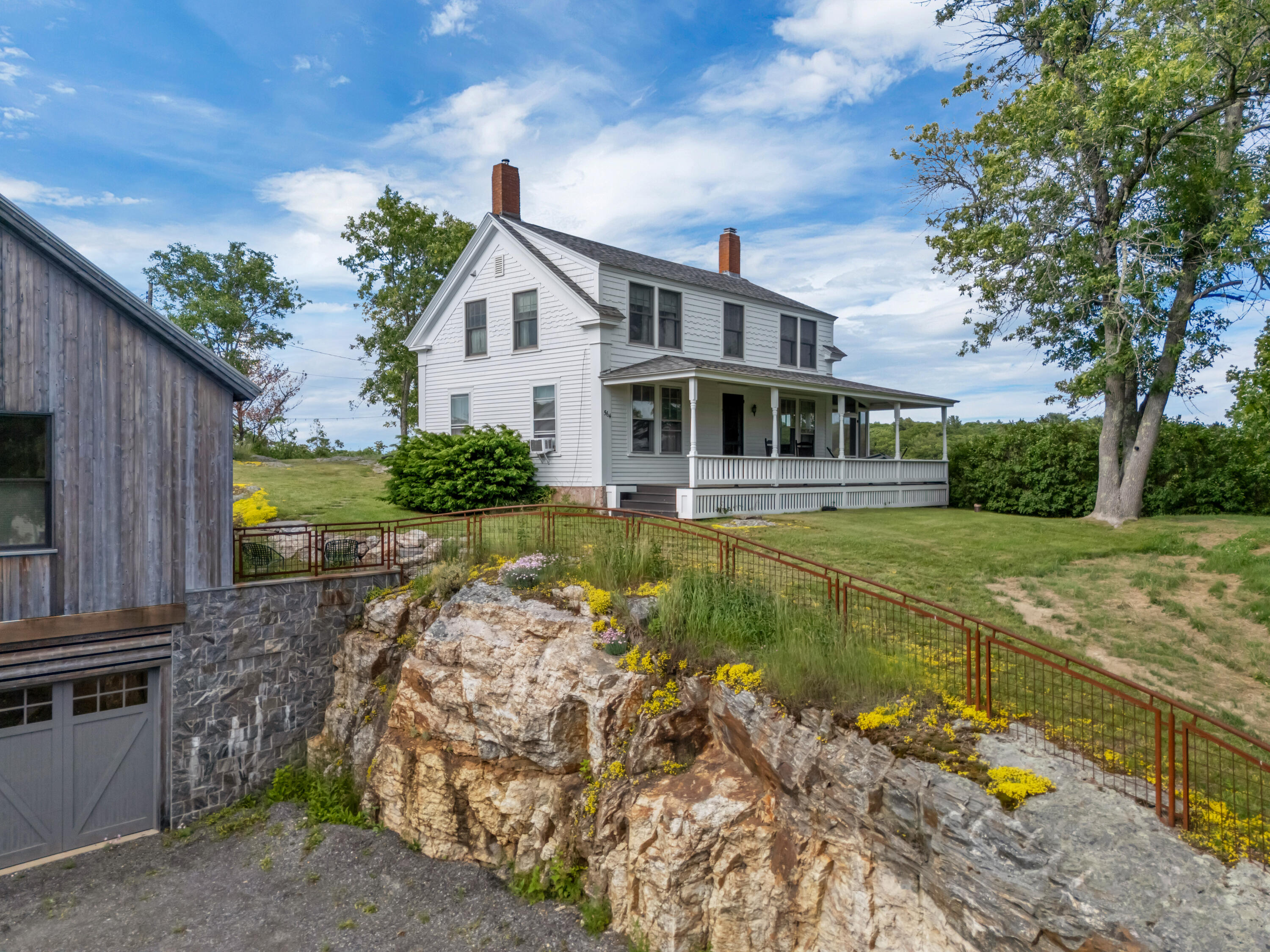 main property photo 14