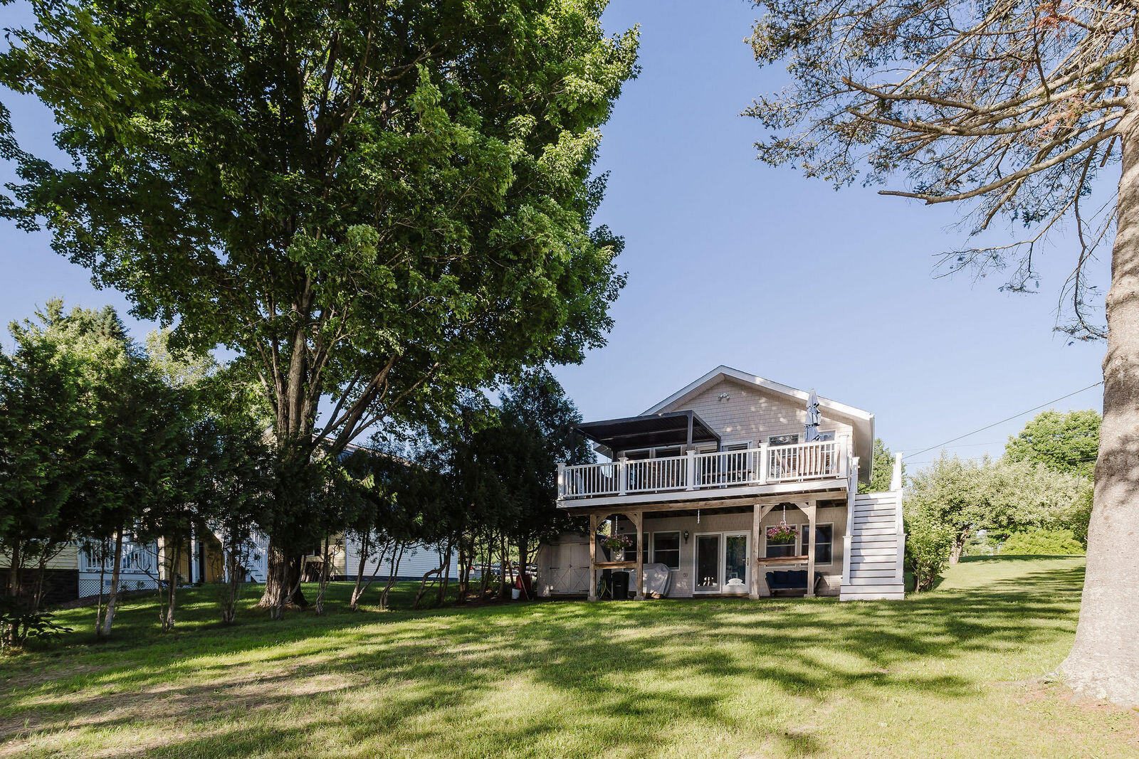 main property photo 50