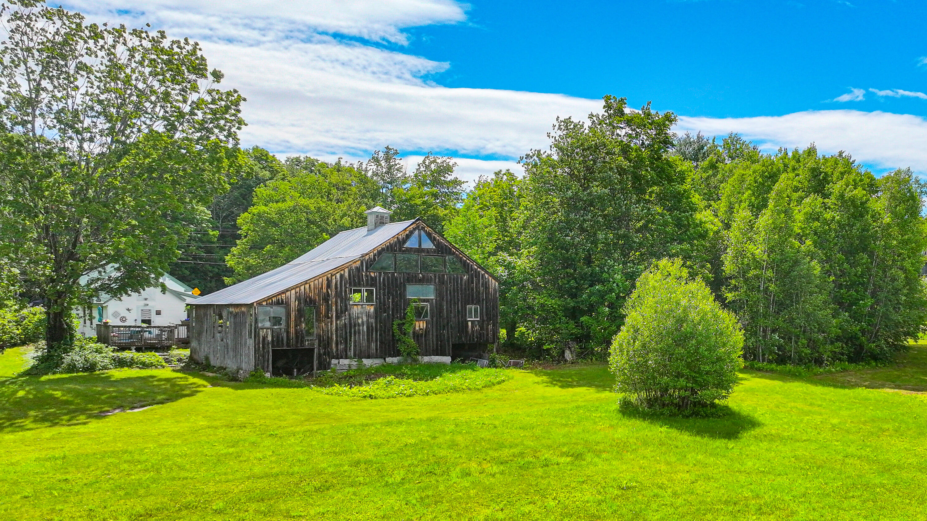 main property photo 48