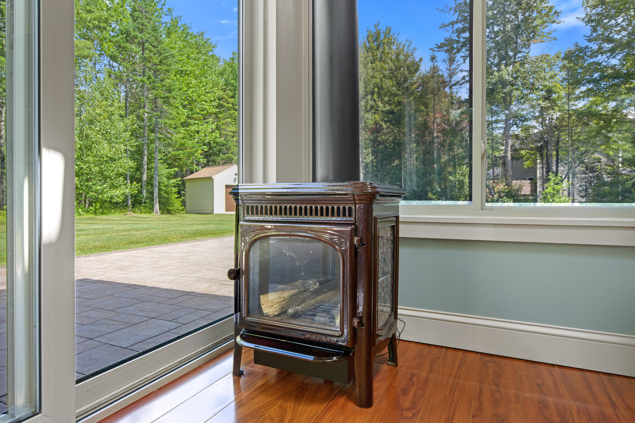 main property photo 29