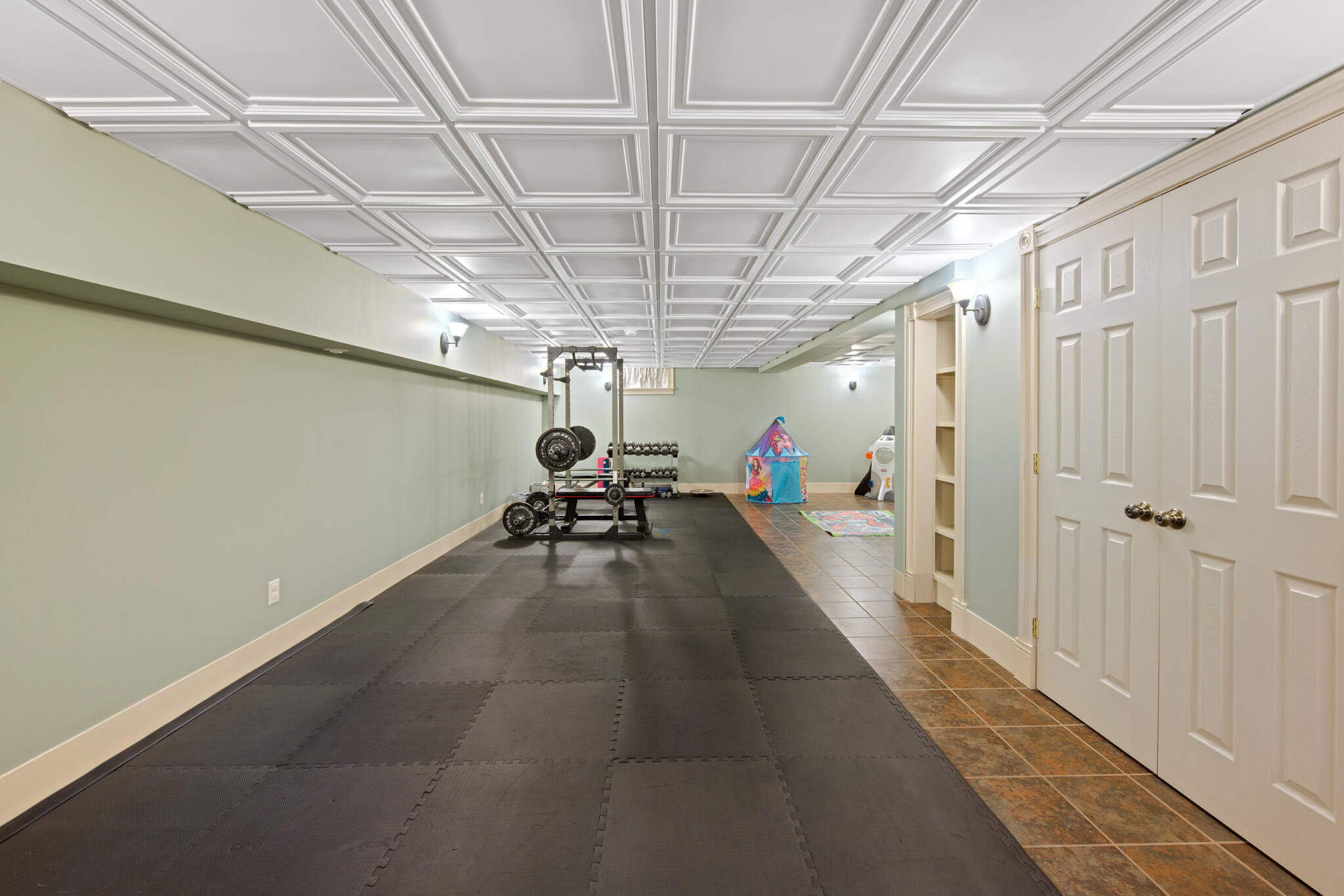 main property photo 51
