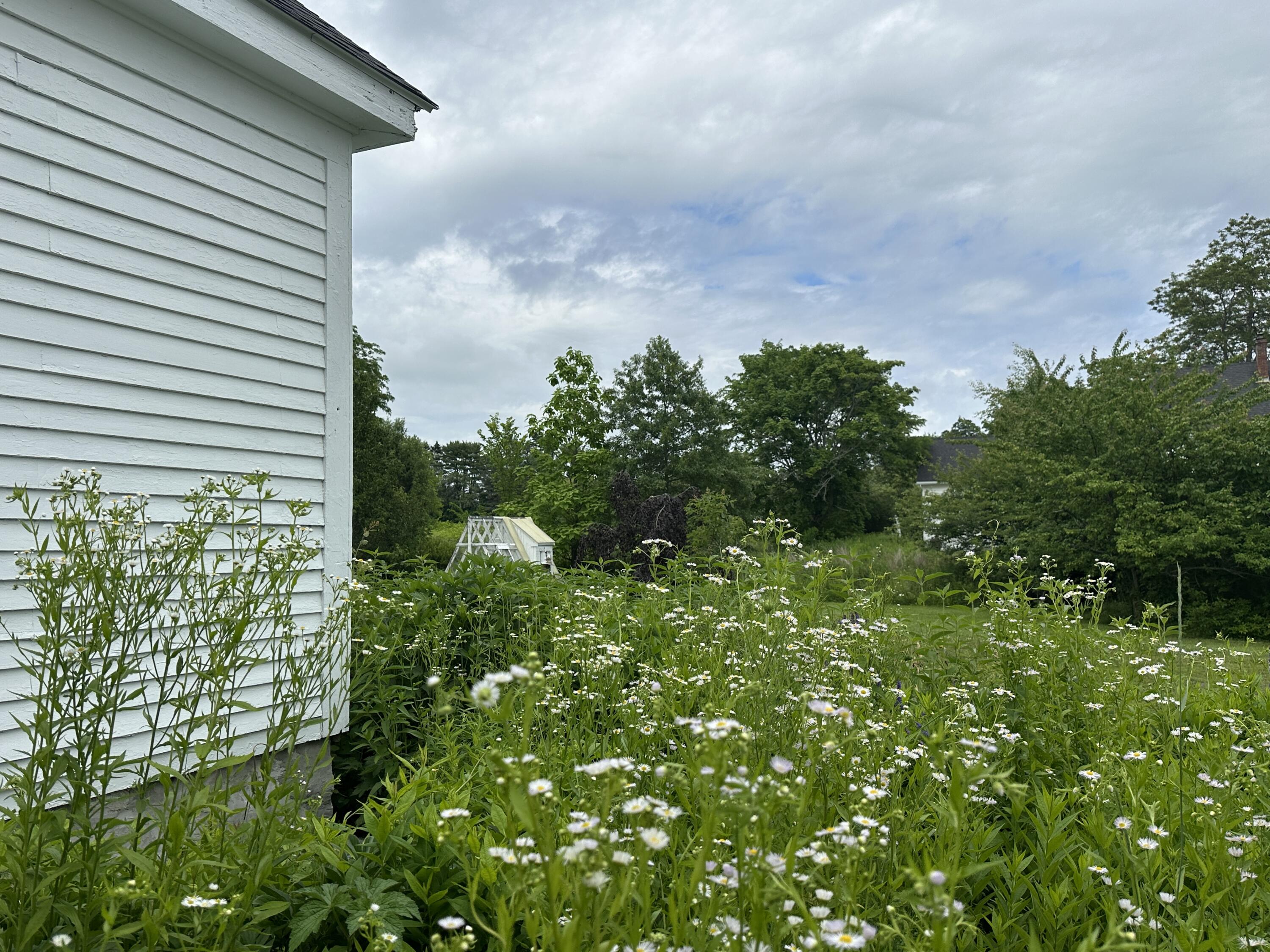 main property photo 74
