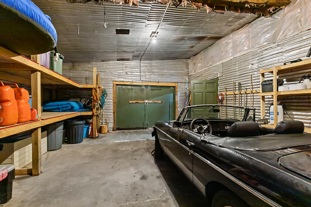 main property photo 60