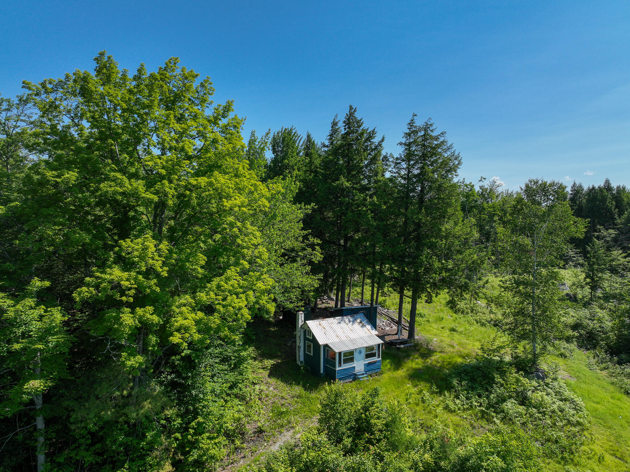main property photo 17