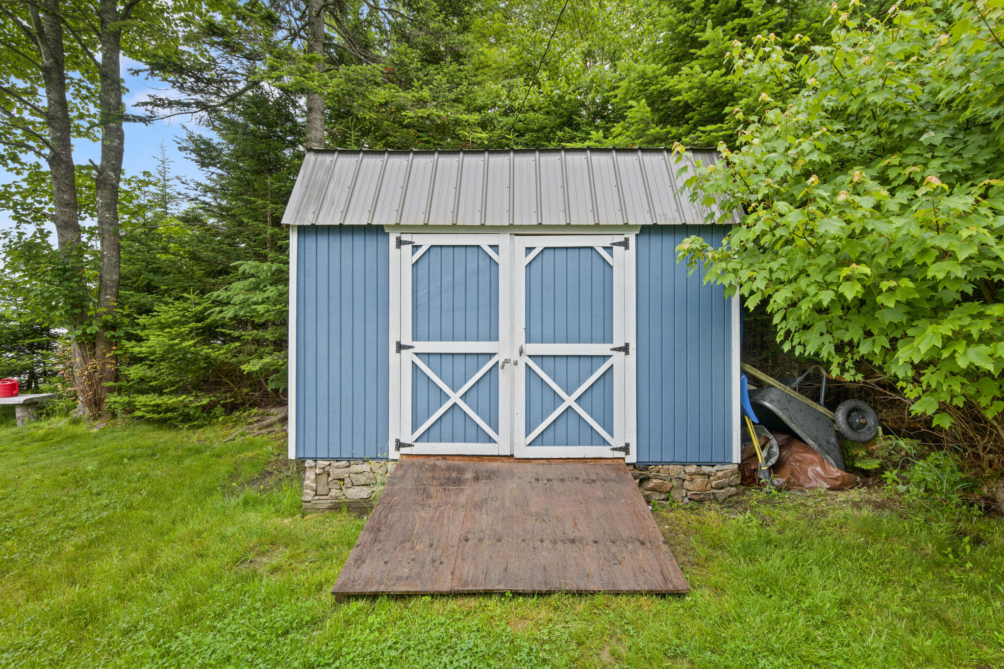 main property photo 33