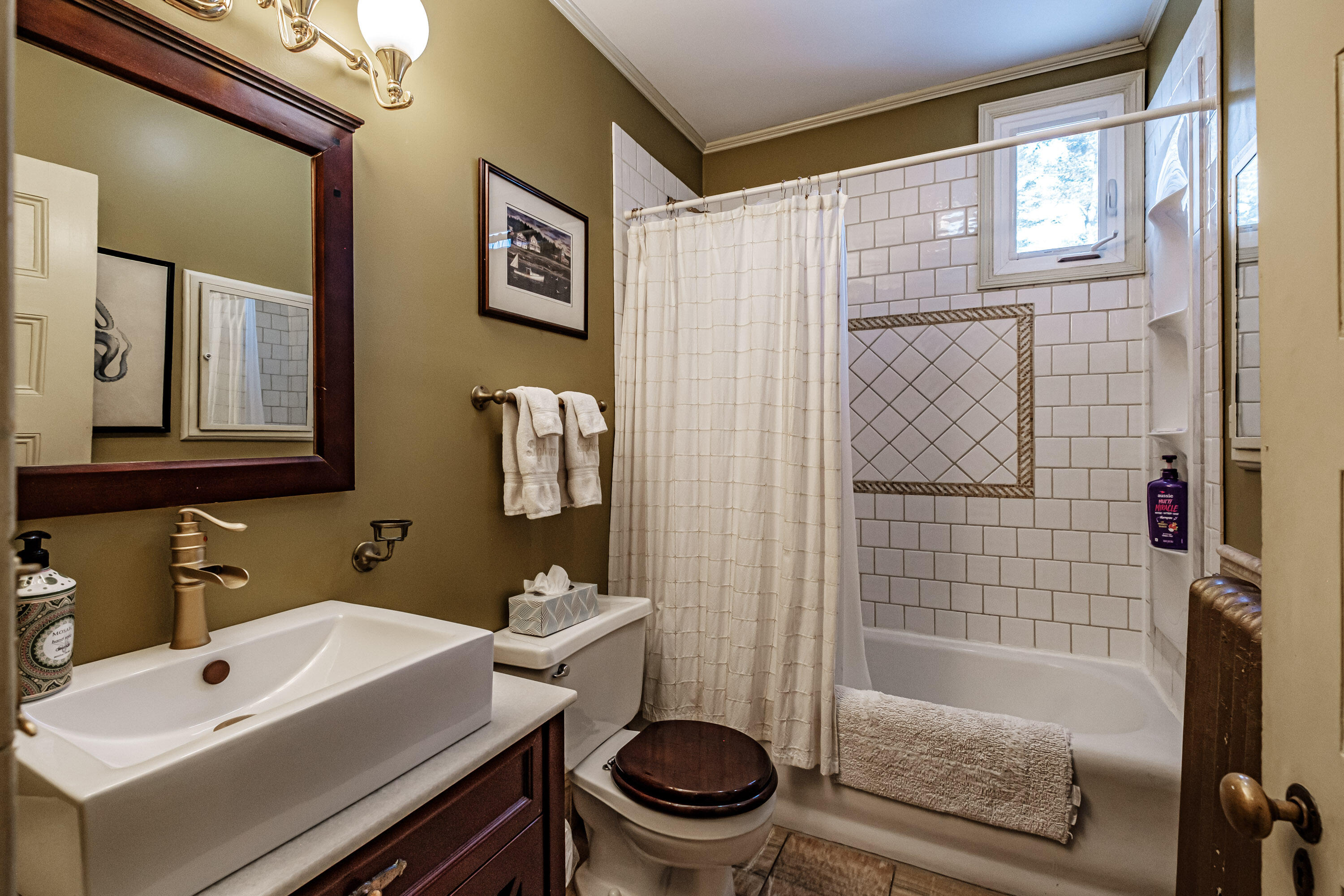 main property photo 99