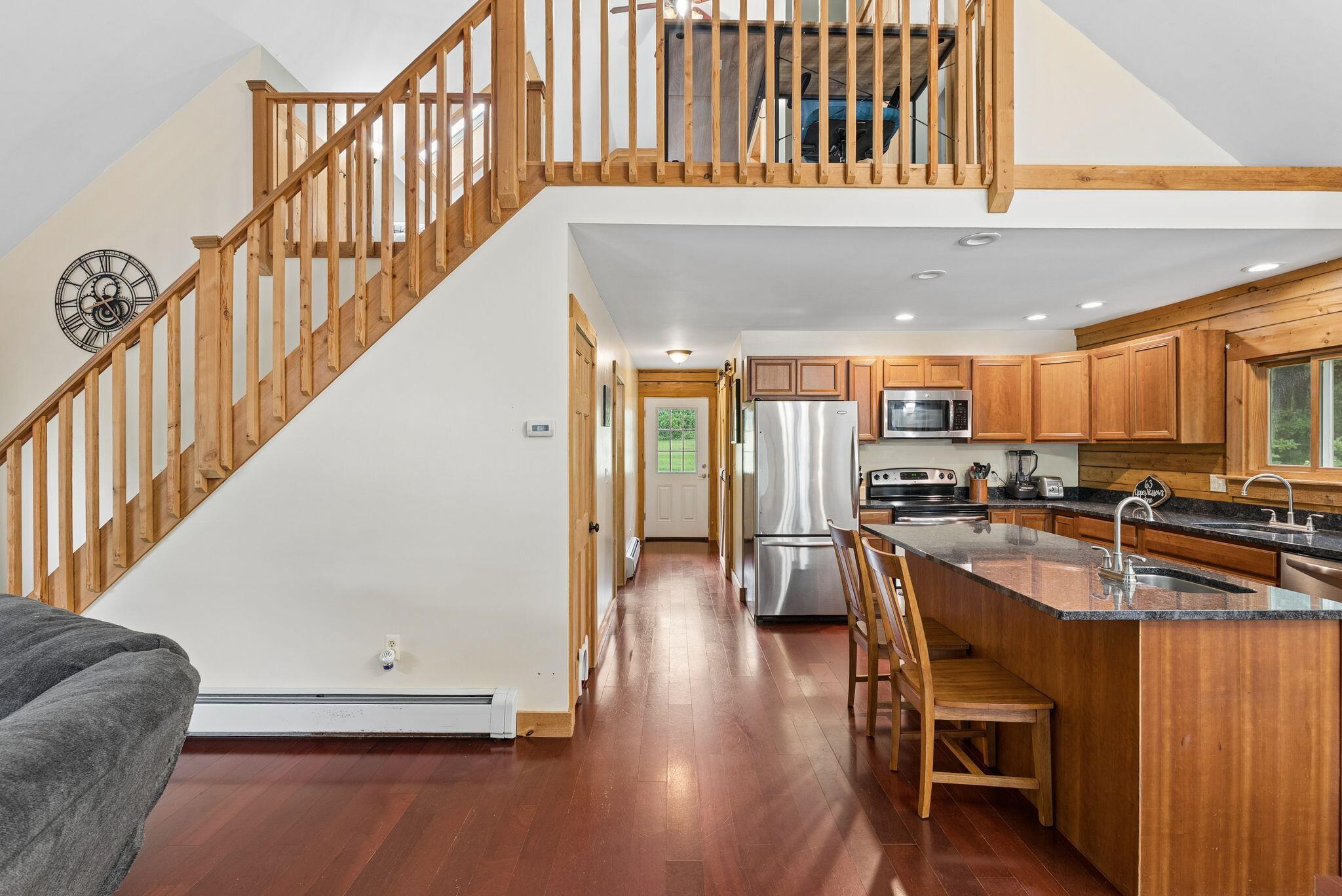main property photo 22