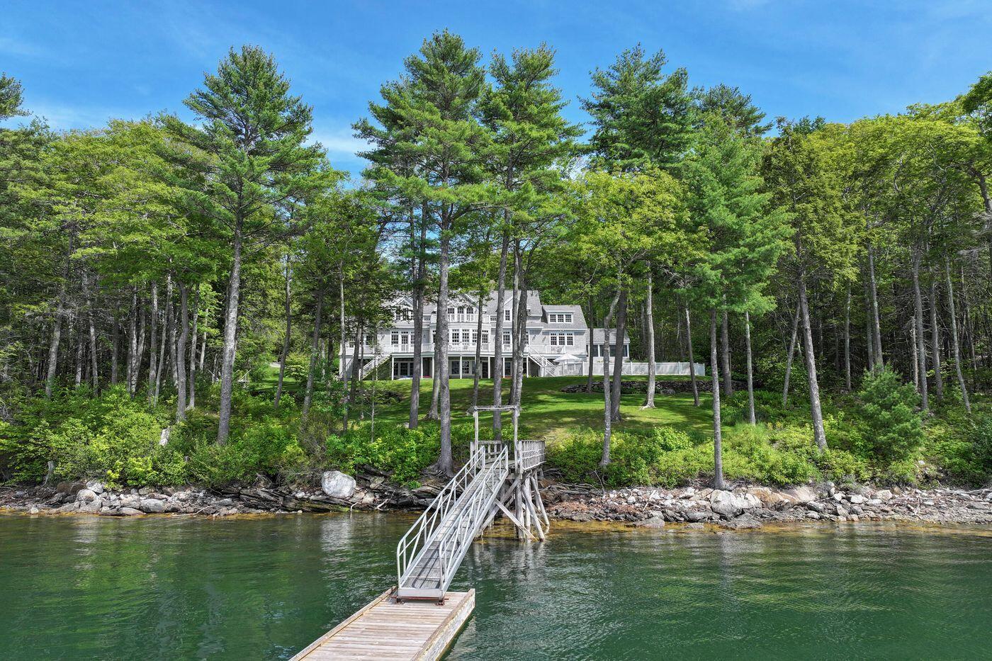 main property photo 47