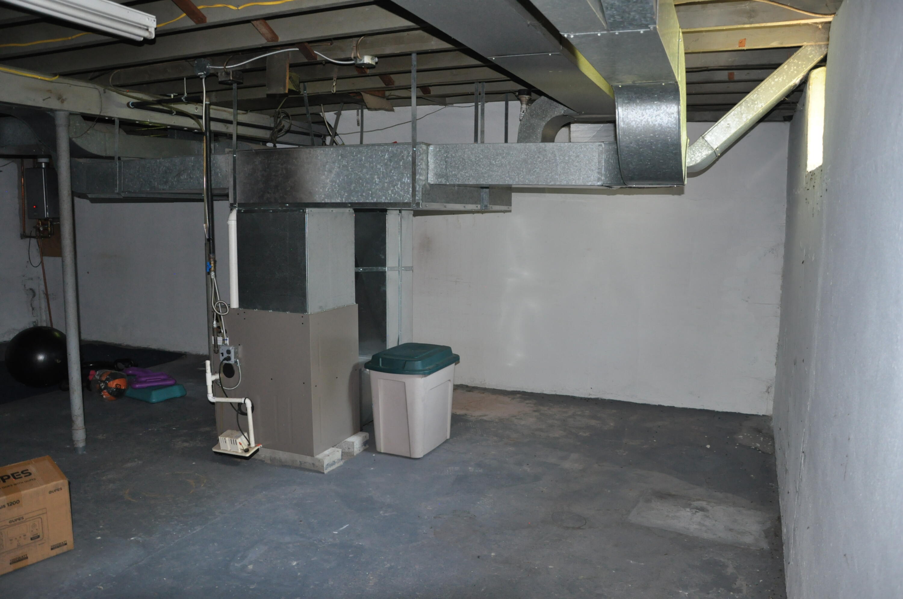 main property photo 50