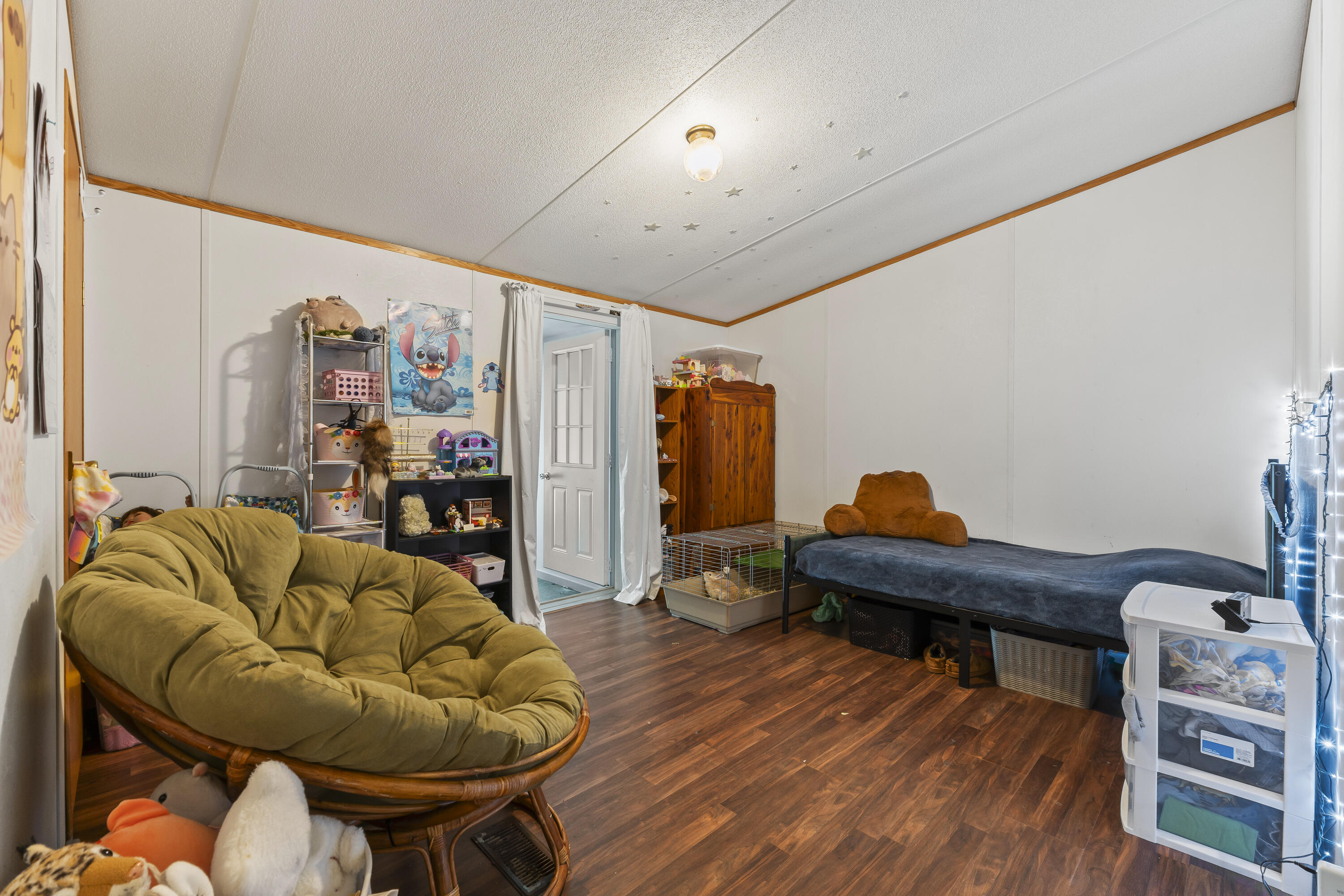 main property photo 23