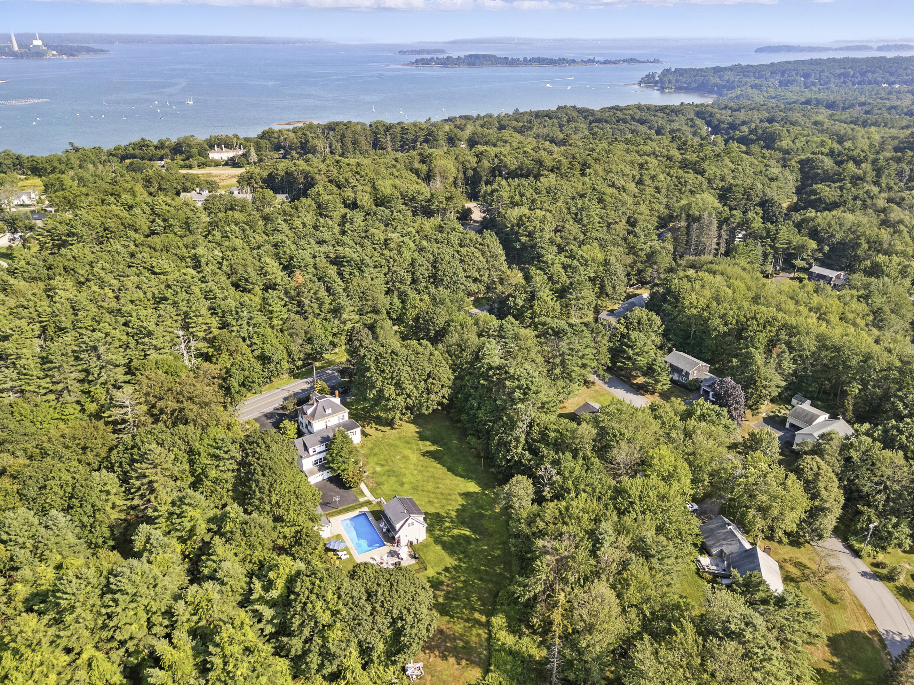 main property photo 74