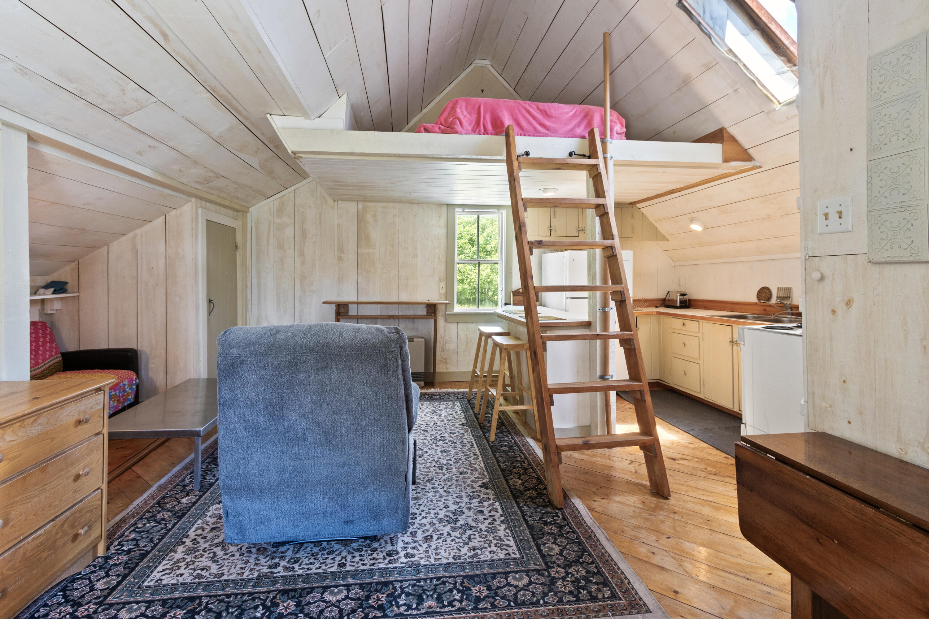 main property photo 70