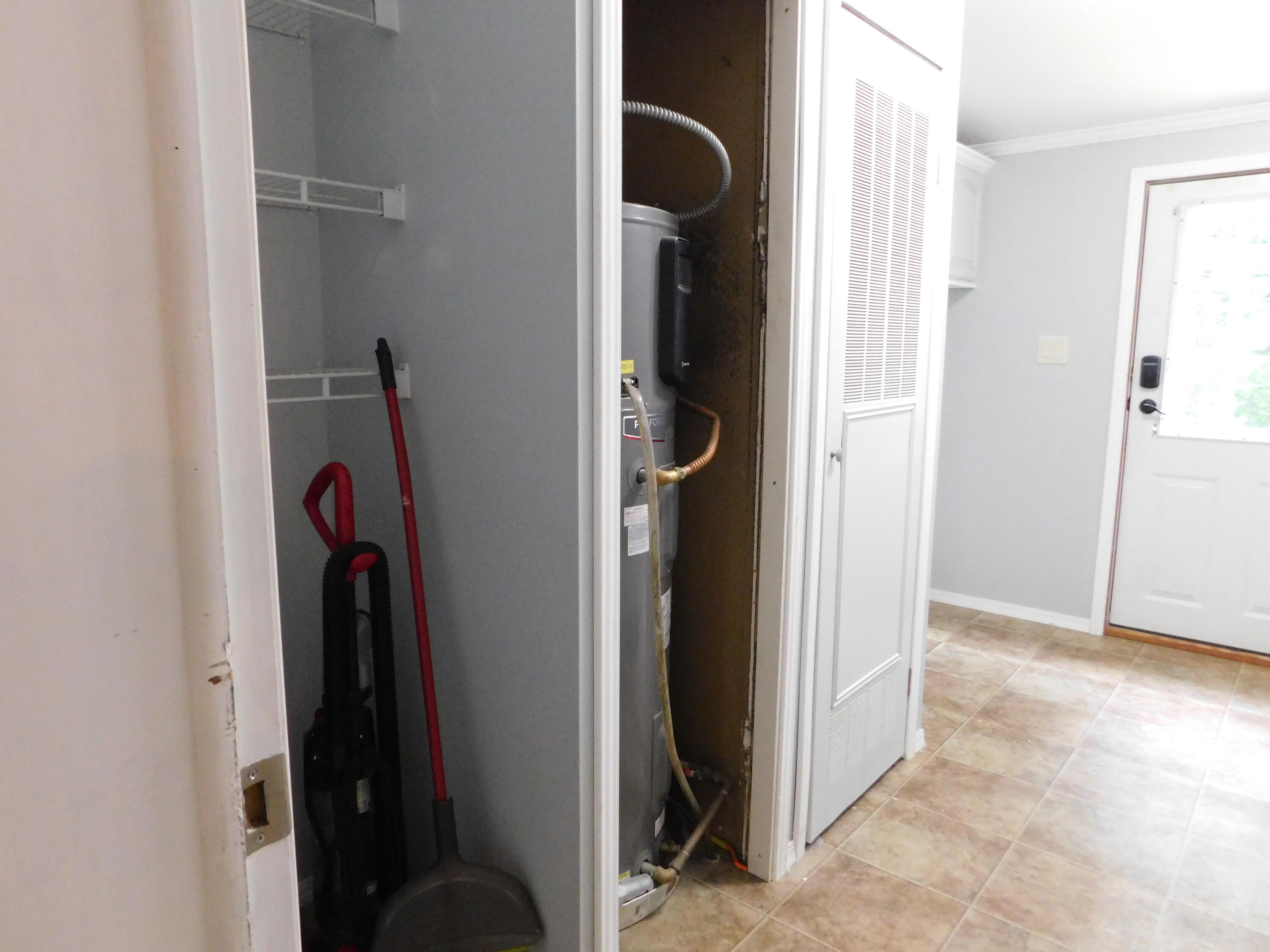 main property photo 77