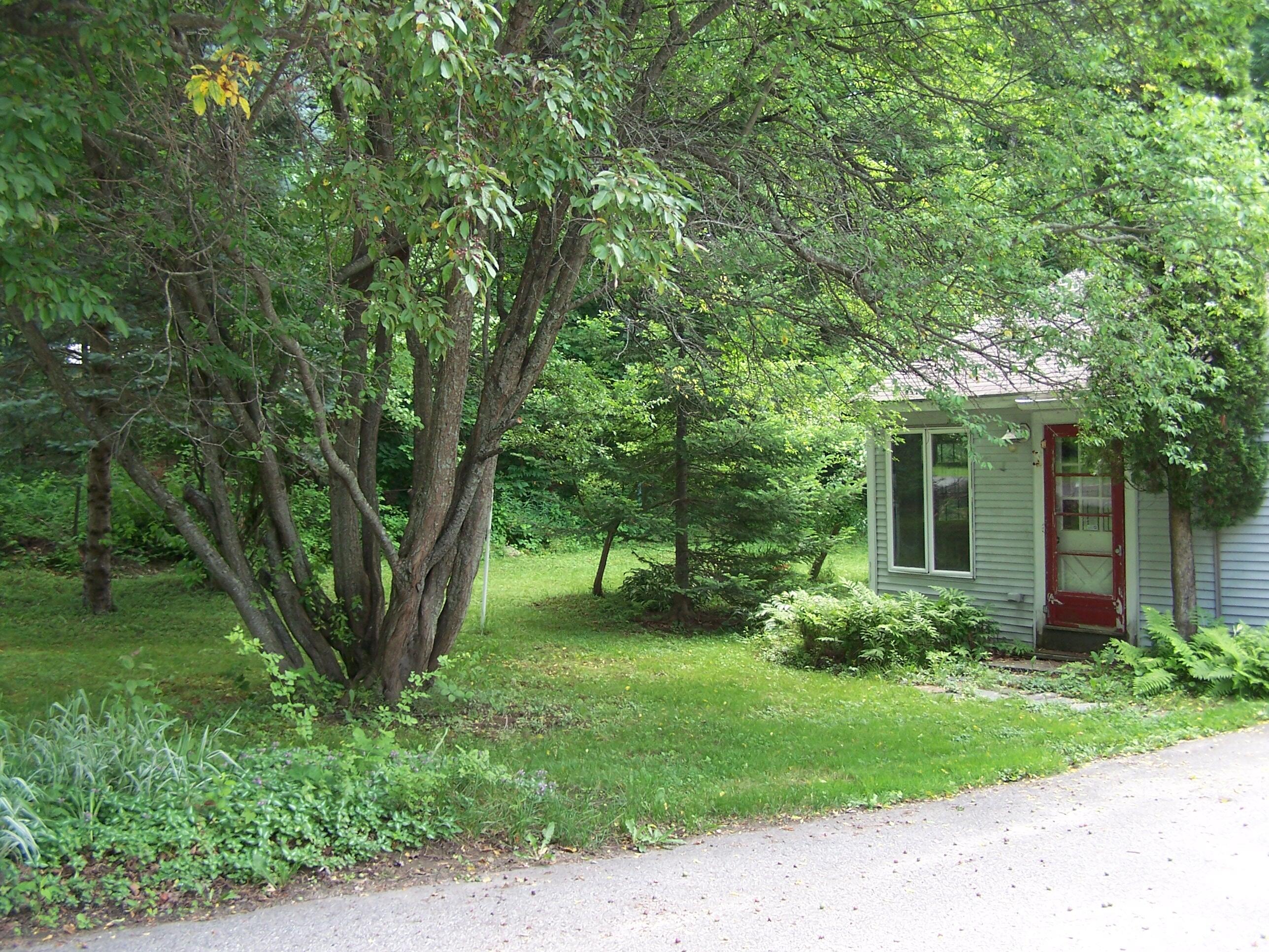 main property photo 40