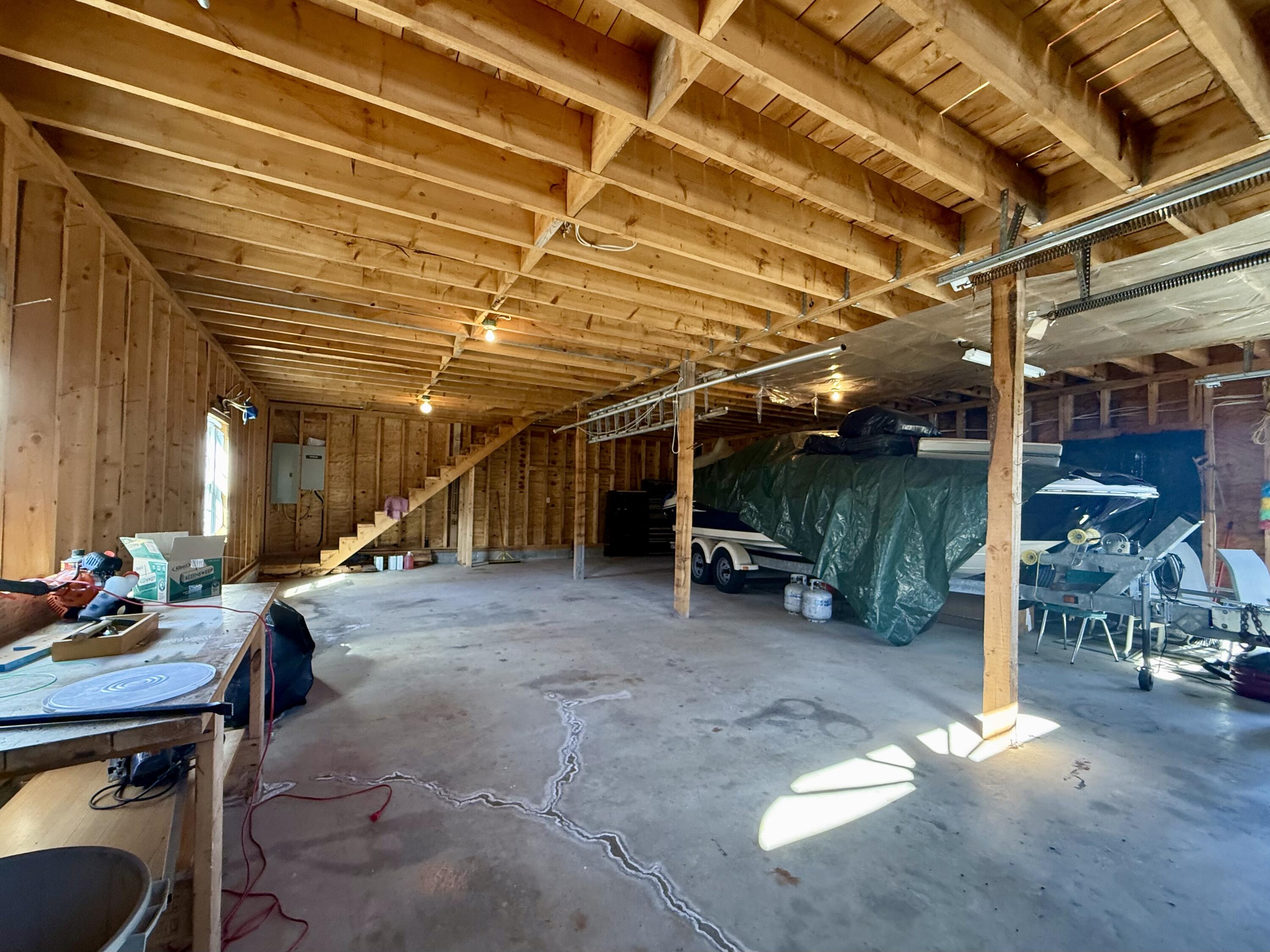main property photo 75