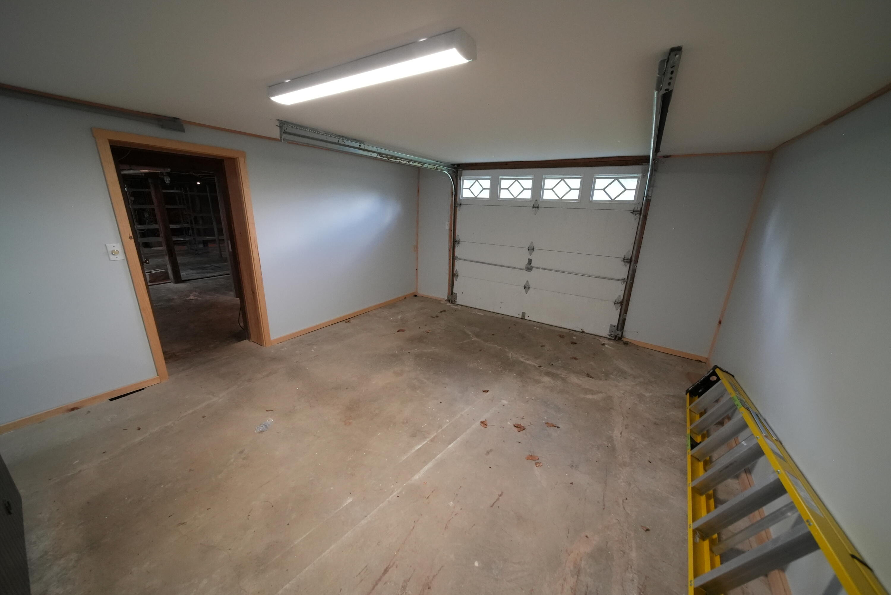 main property photo 80