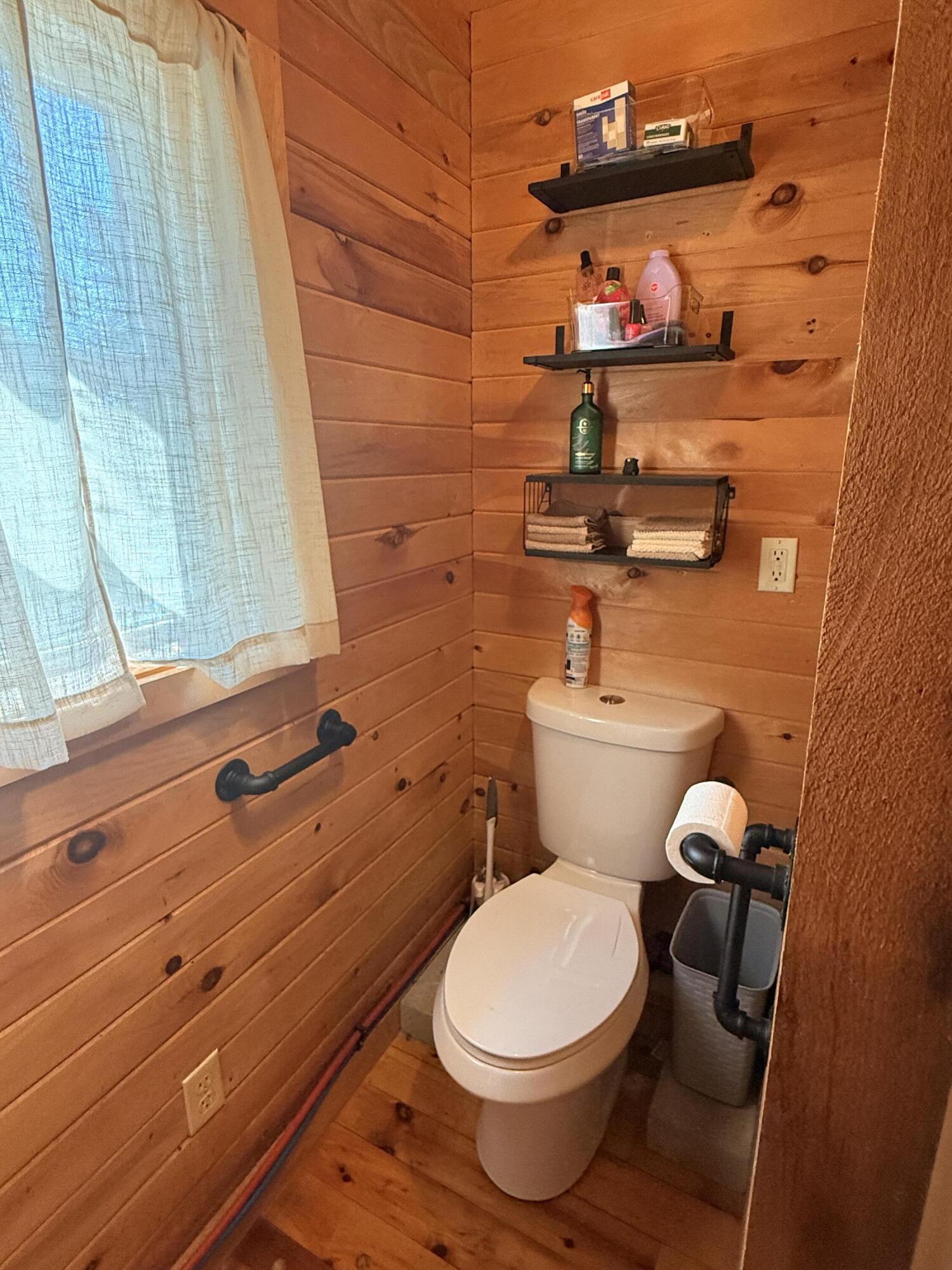 main property photo 17