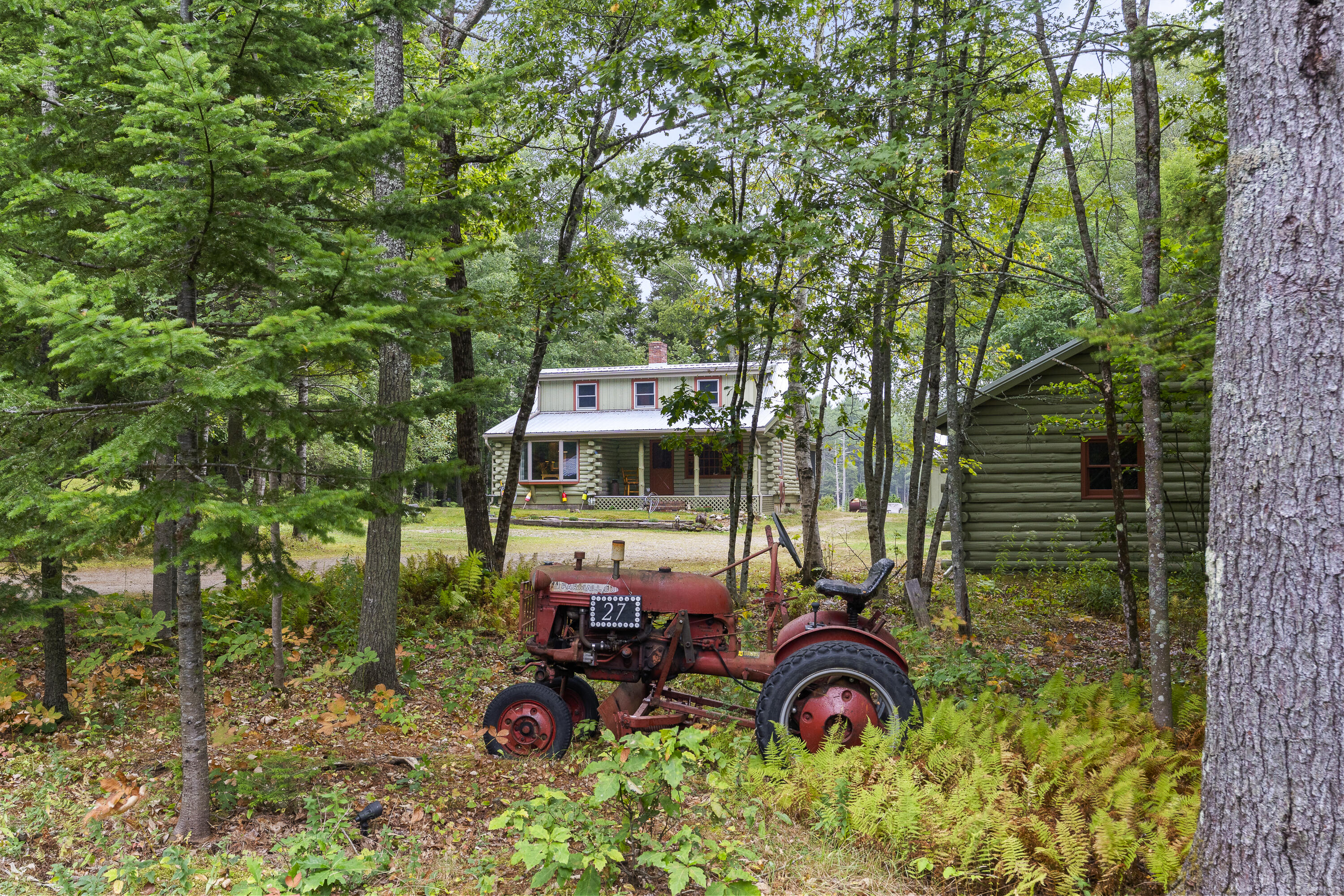 main property photo 3