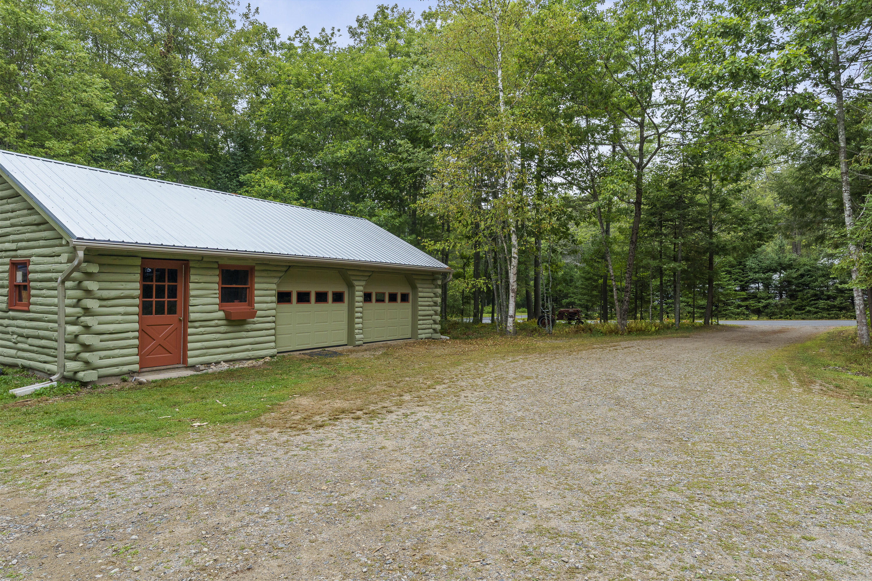main property photo 70