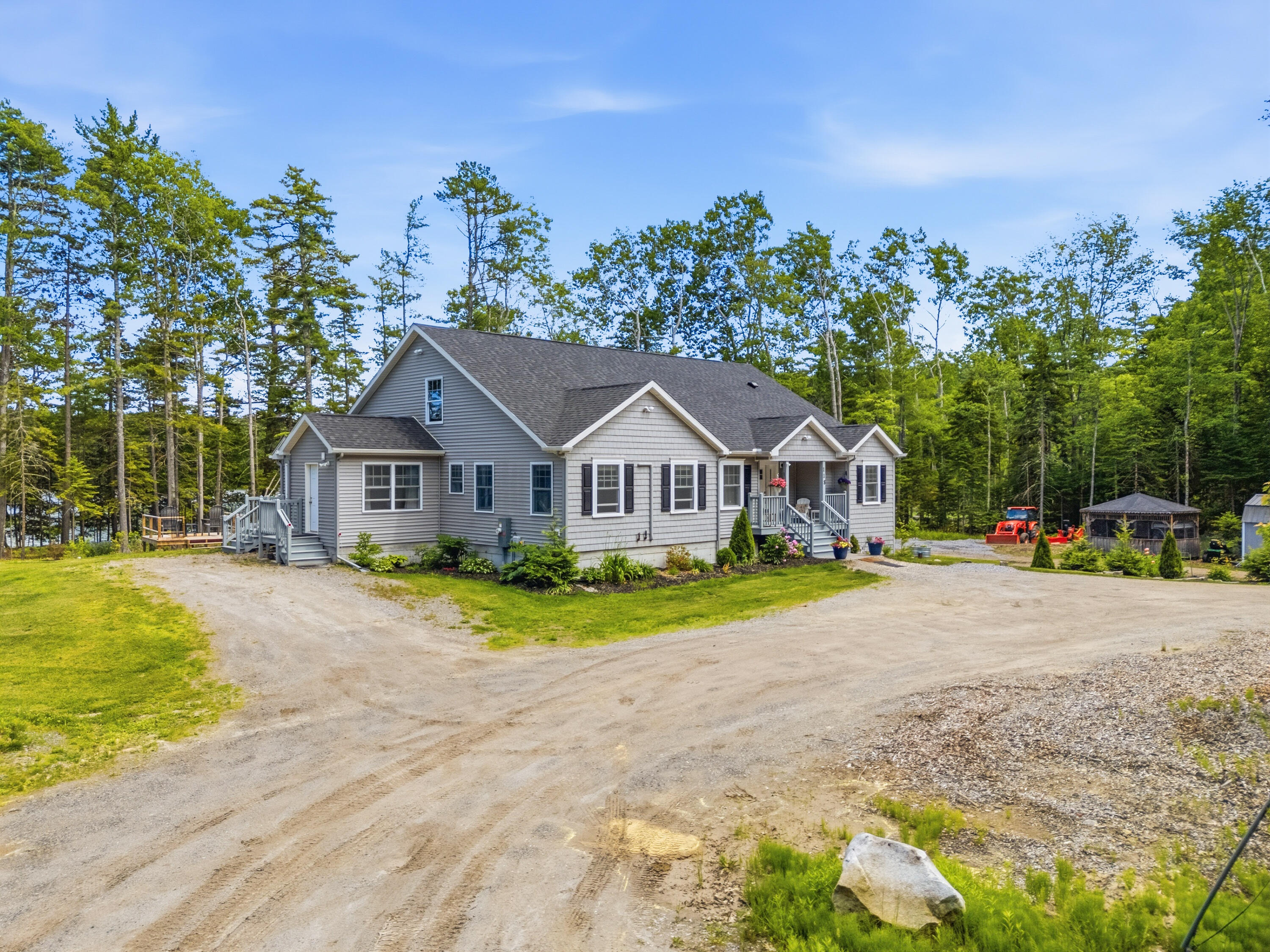 main property photo 46