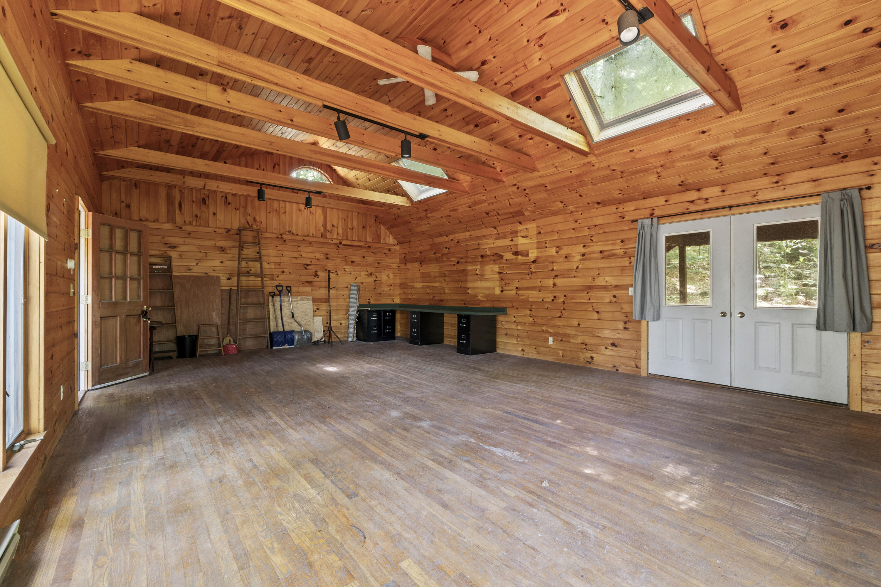 main property photo 61