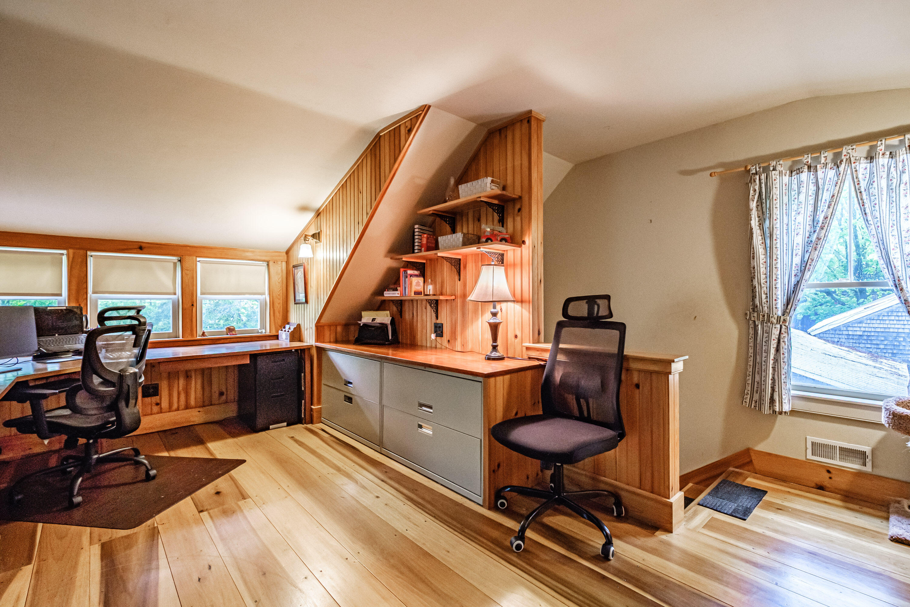 main property photo 74