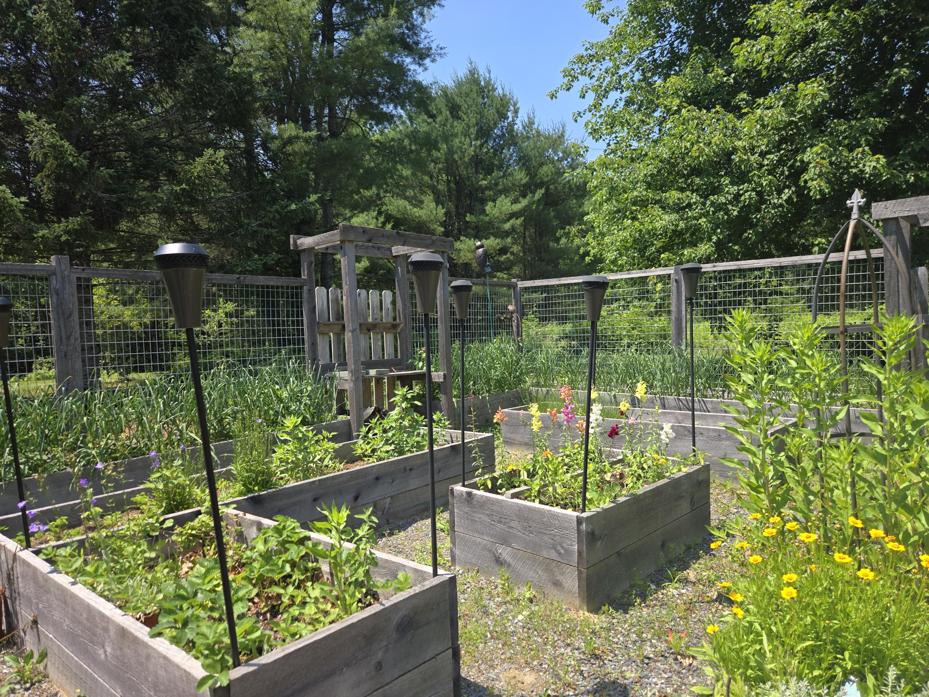 main property photo 51