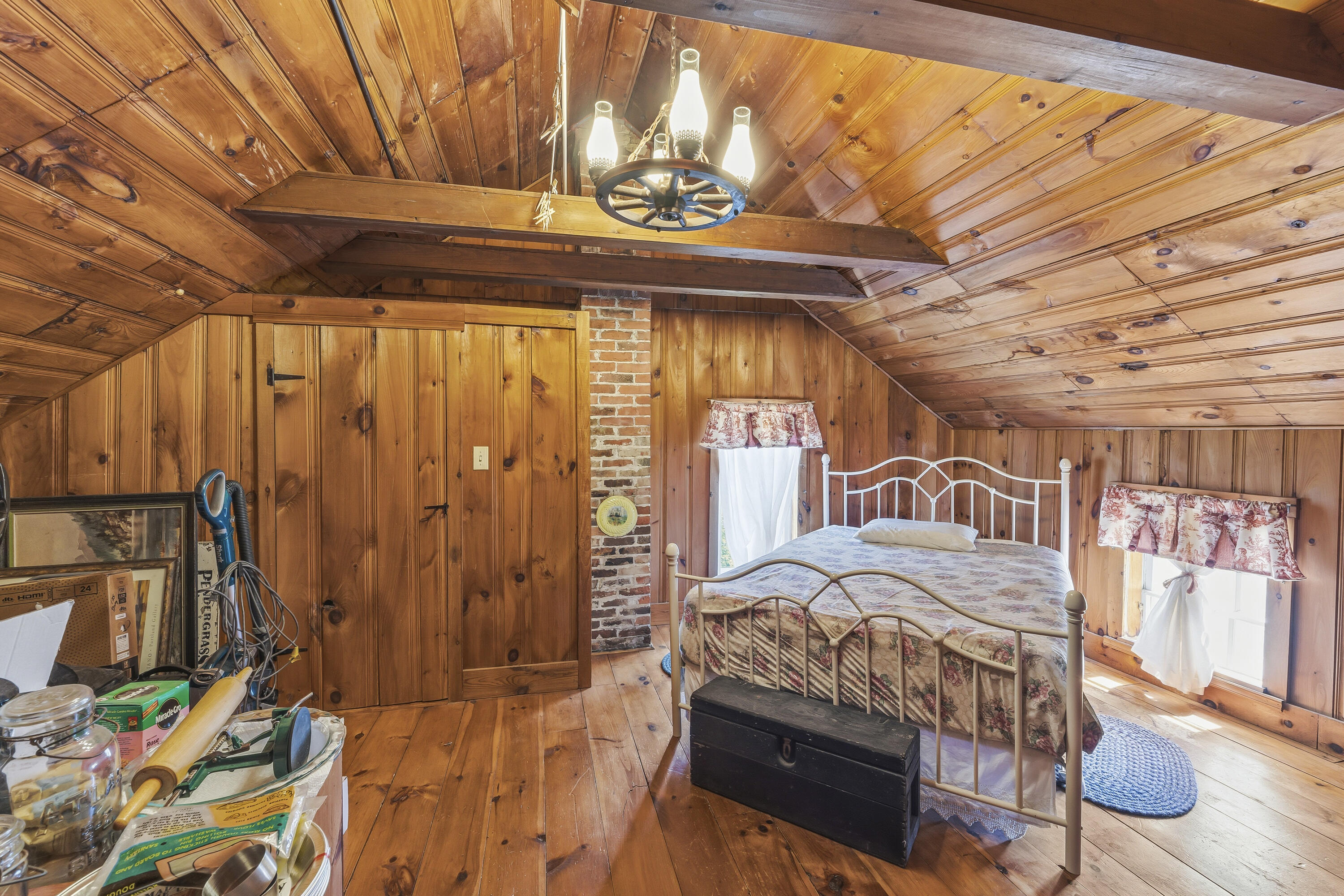 main property photo 24