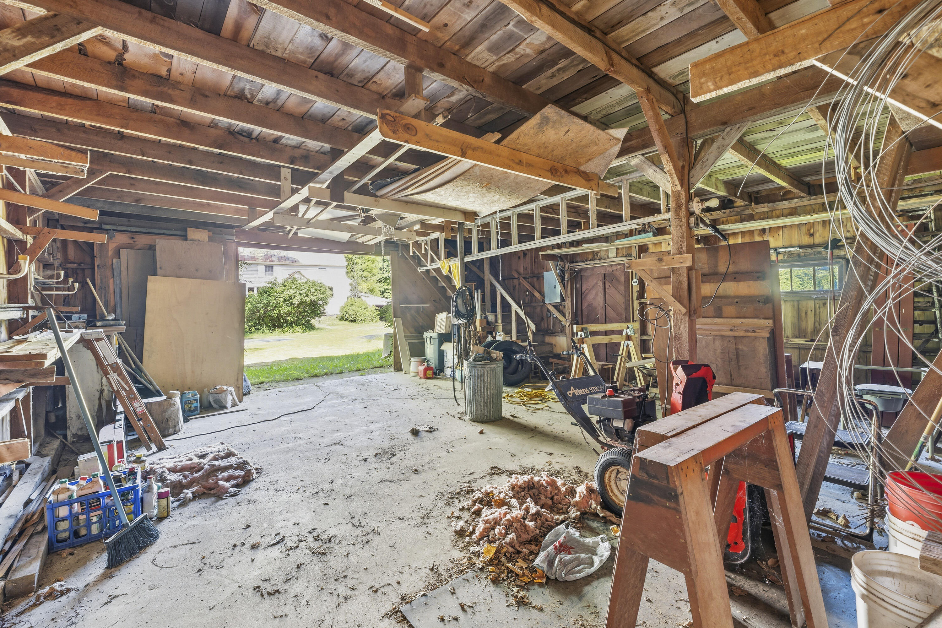 main property photo 44