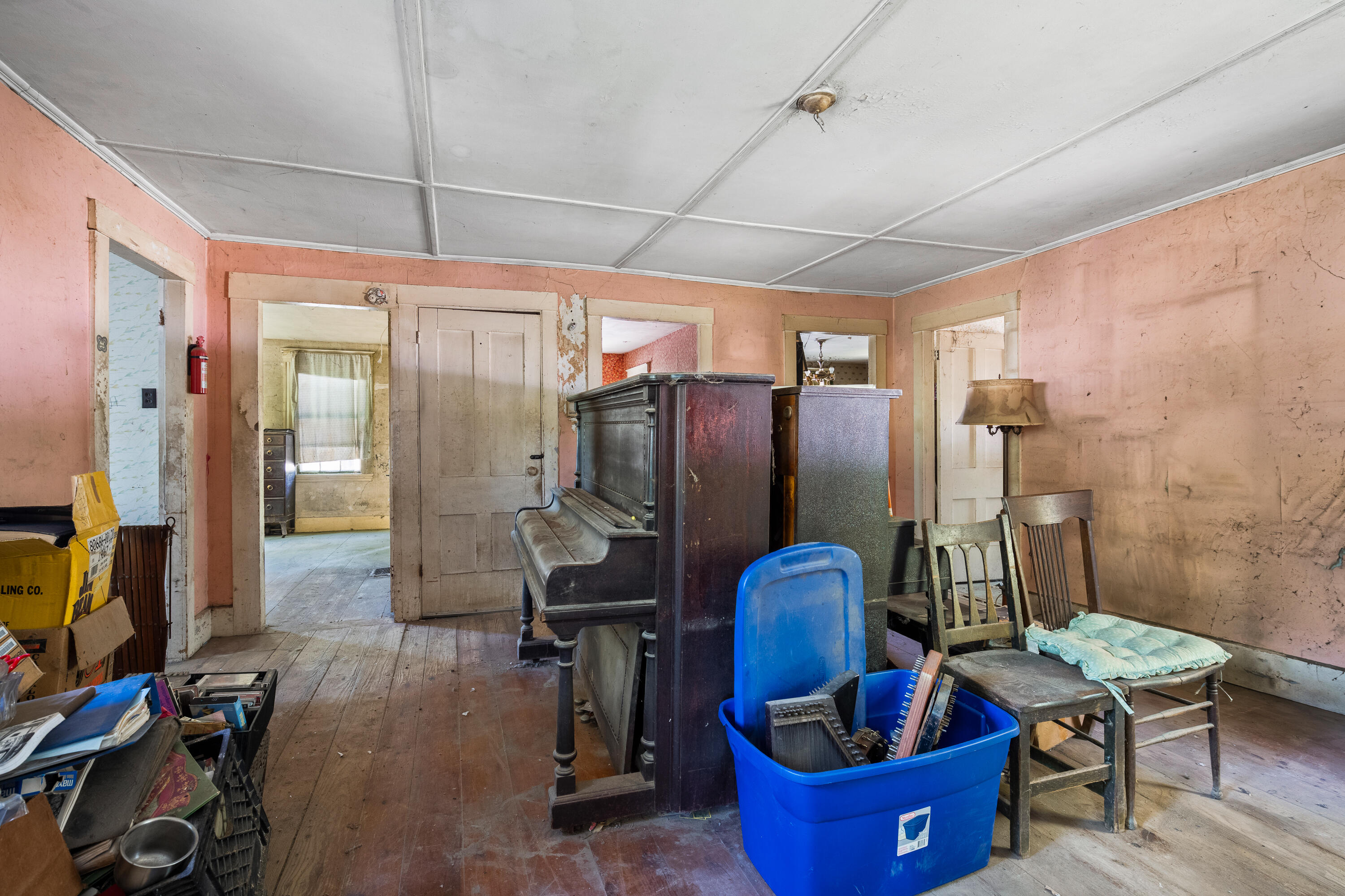 main property photo 14