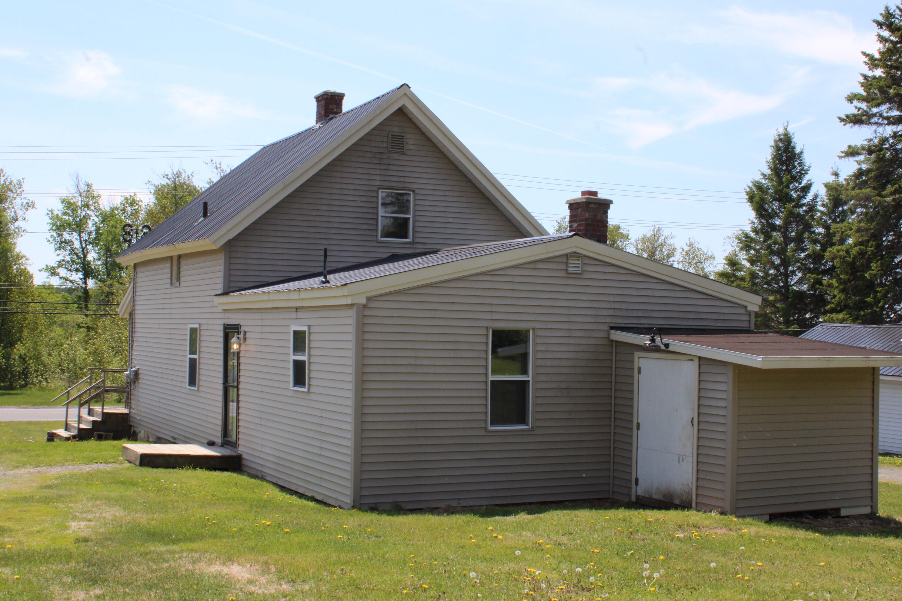 main property photo 5