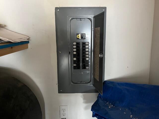 main property photo 35