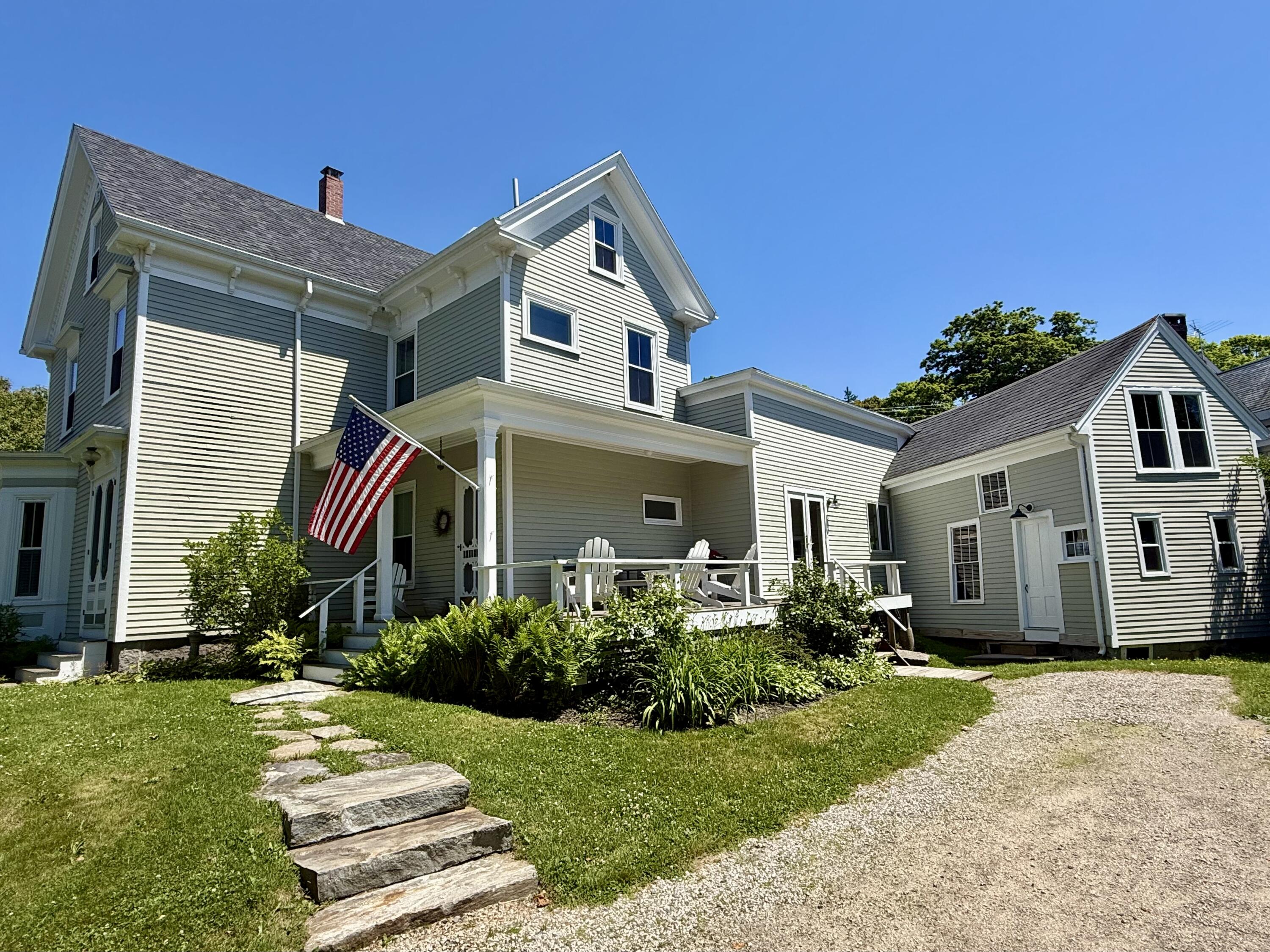 main property photo 3