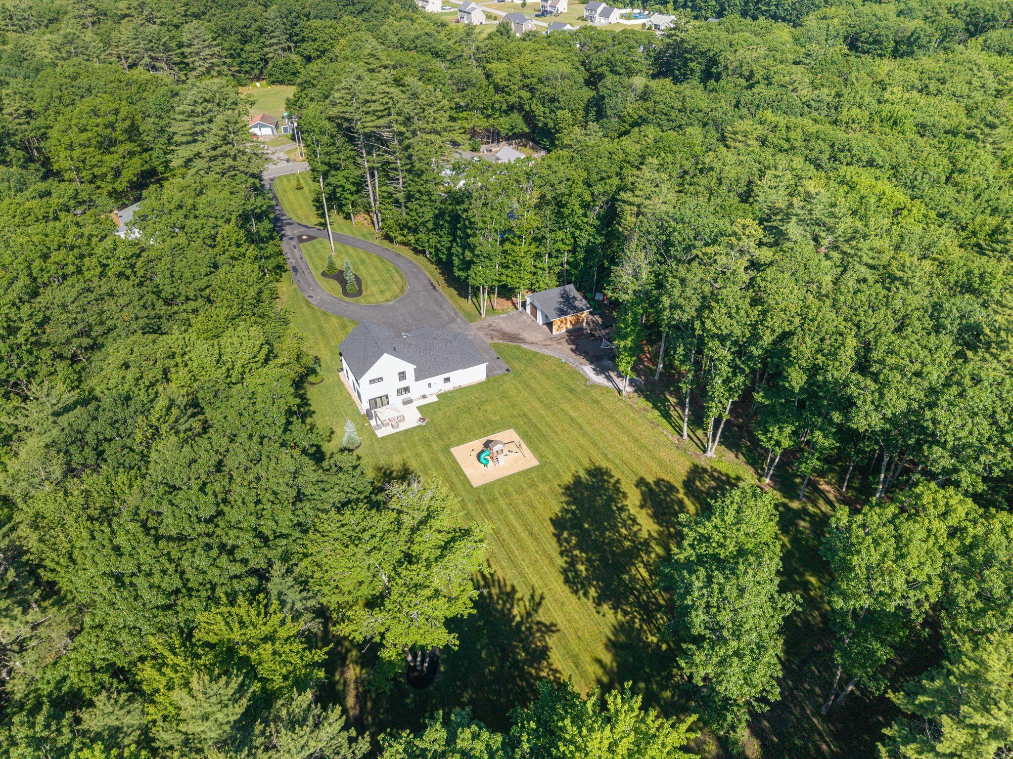 main property photo 43