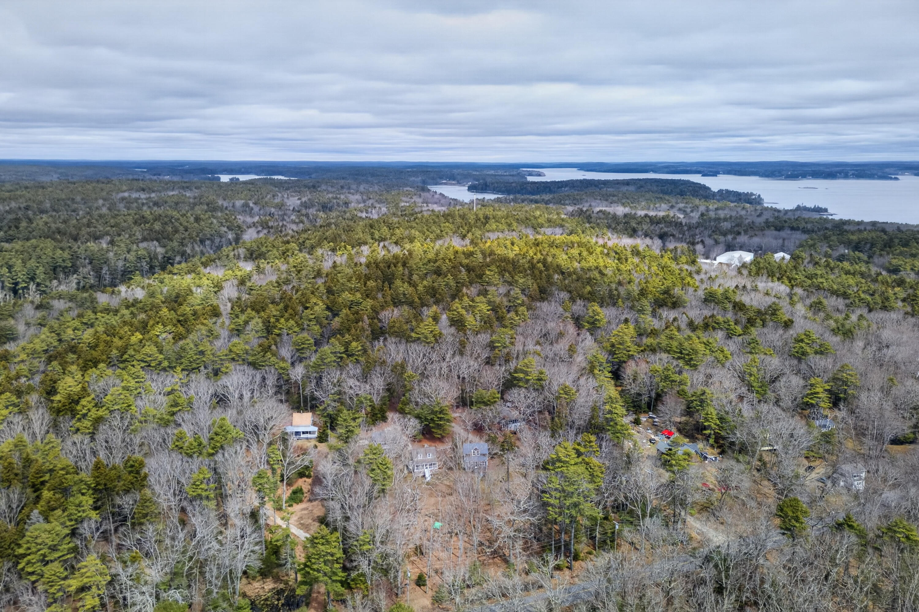 main property photo 41